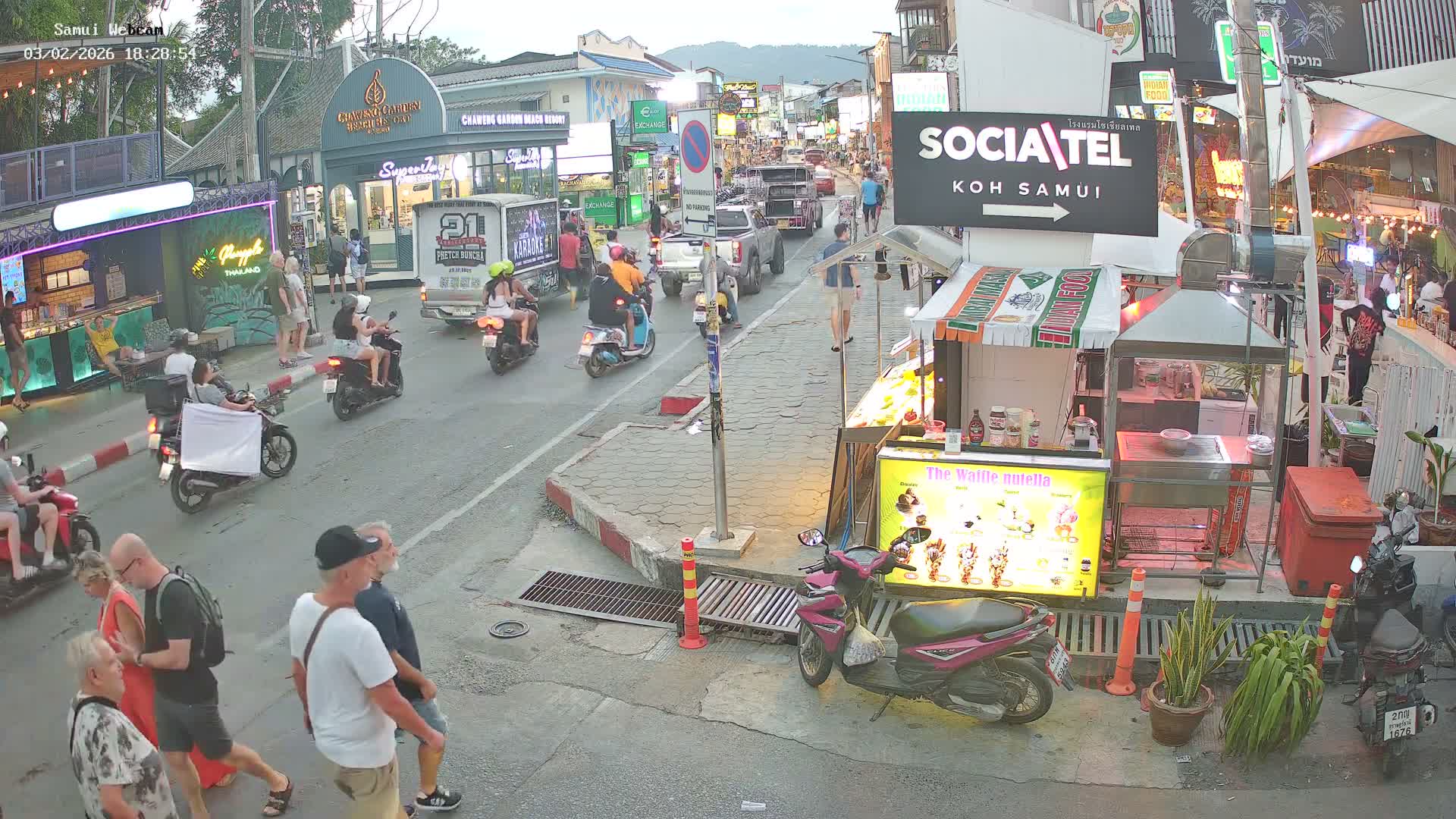 Chaweng Town Center Live Cam - Ko Samui, Surat Thani, Thailand