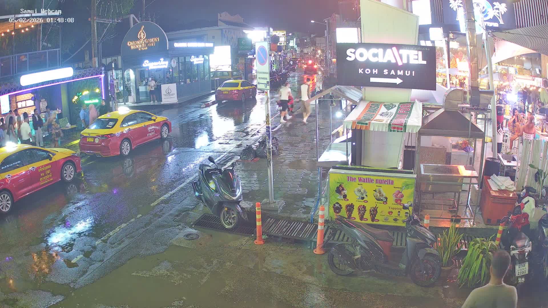 Chaweng Town Center Live Cam - Ko Samui, Surat Thani, Thailand