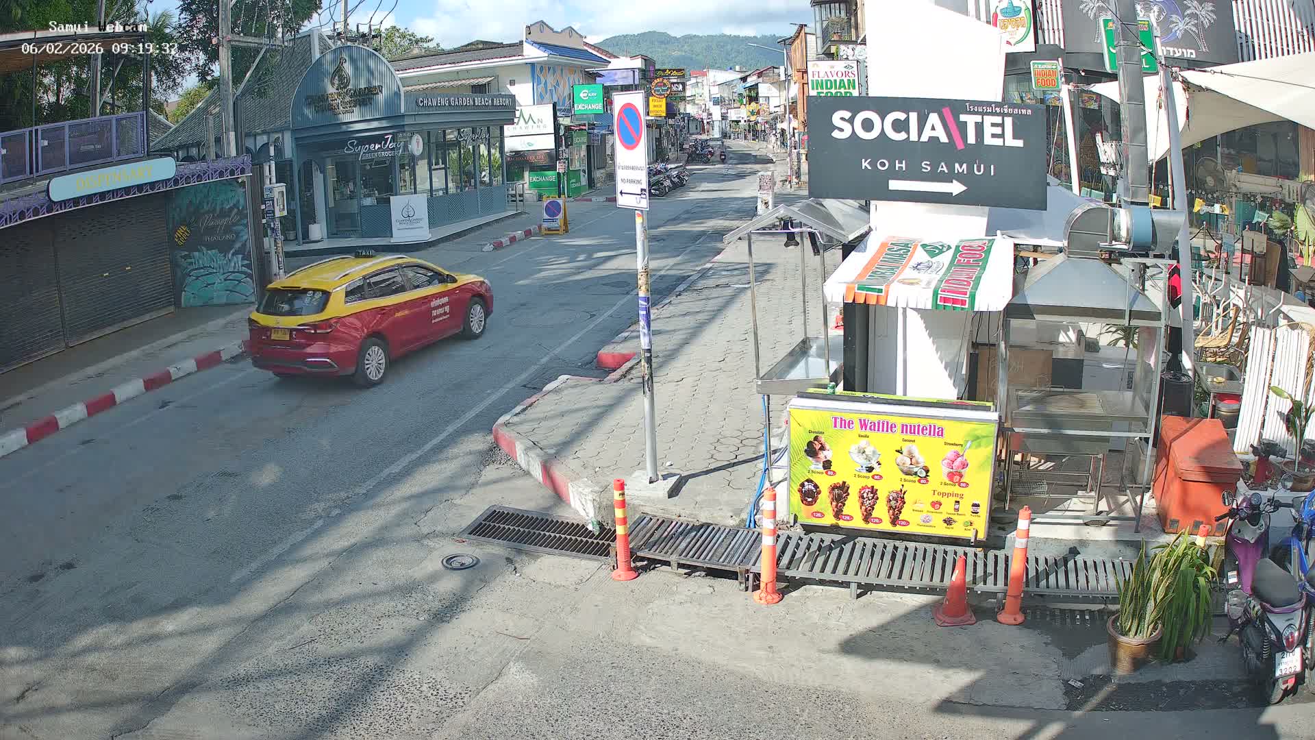 Chaweng Town Center Live Cam - Ko Samui, Surat Thani, Thailand