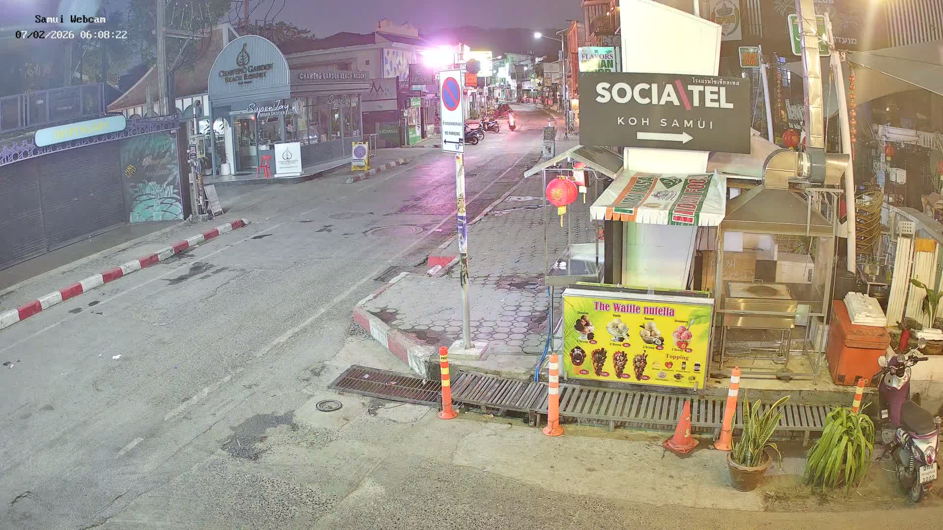 Chaweng Town Center Live Cam - Ko Samui, Surat Thani, Thailand