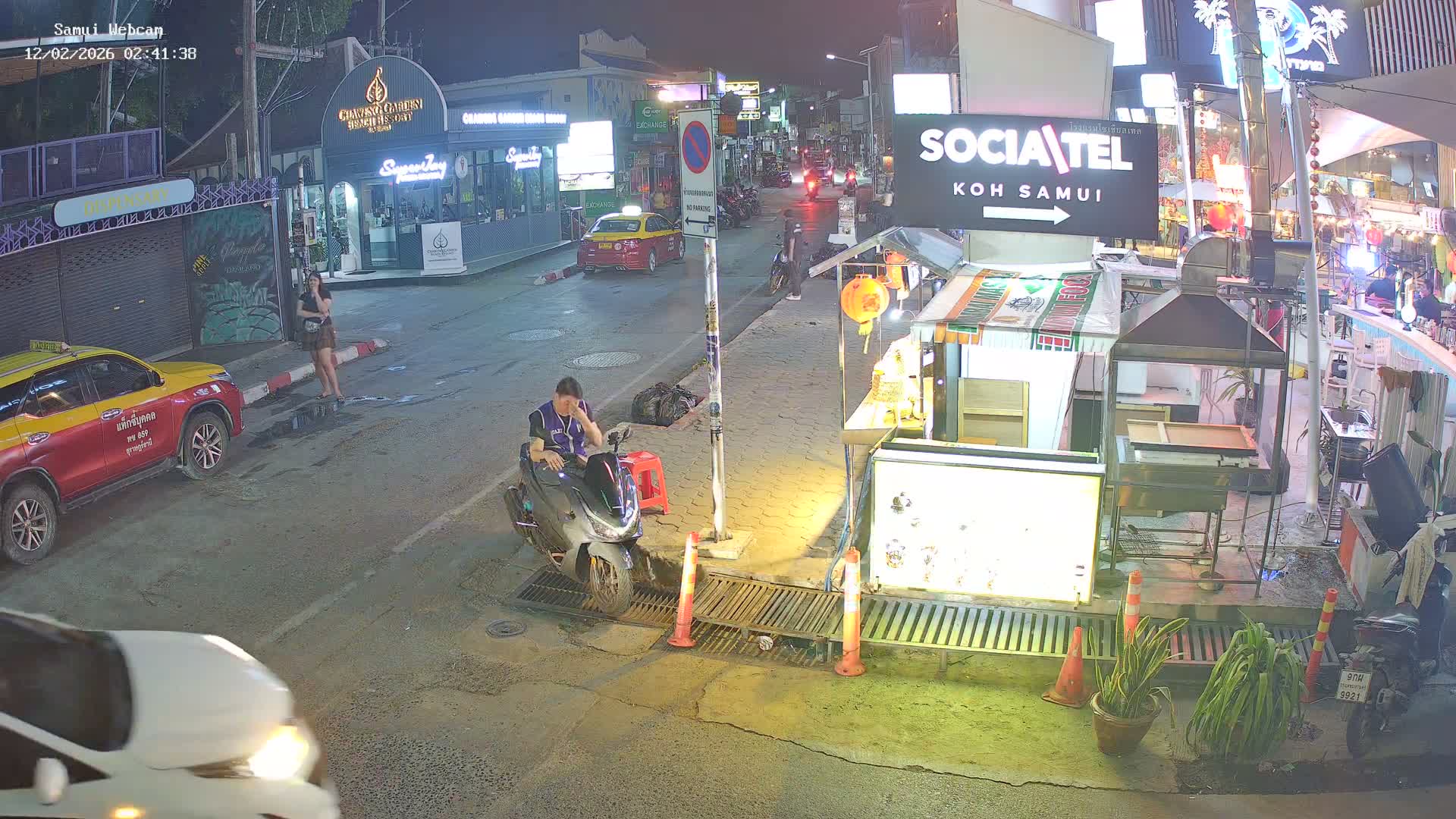 Chaweng Town Center Live Cam - Ko Samui, Surat Thani, Thailand