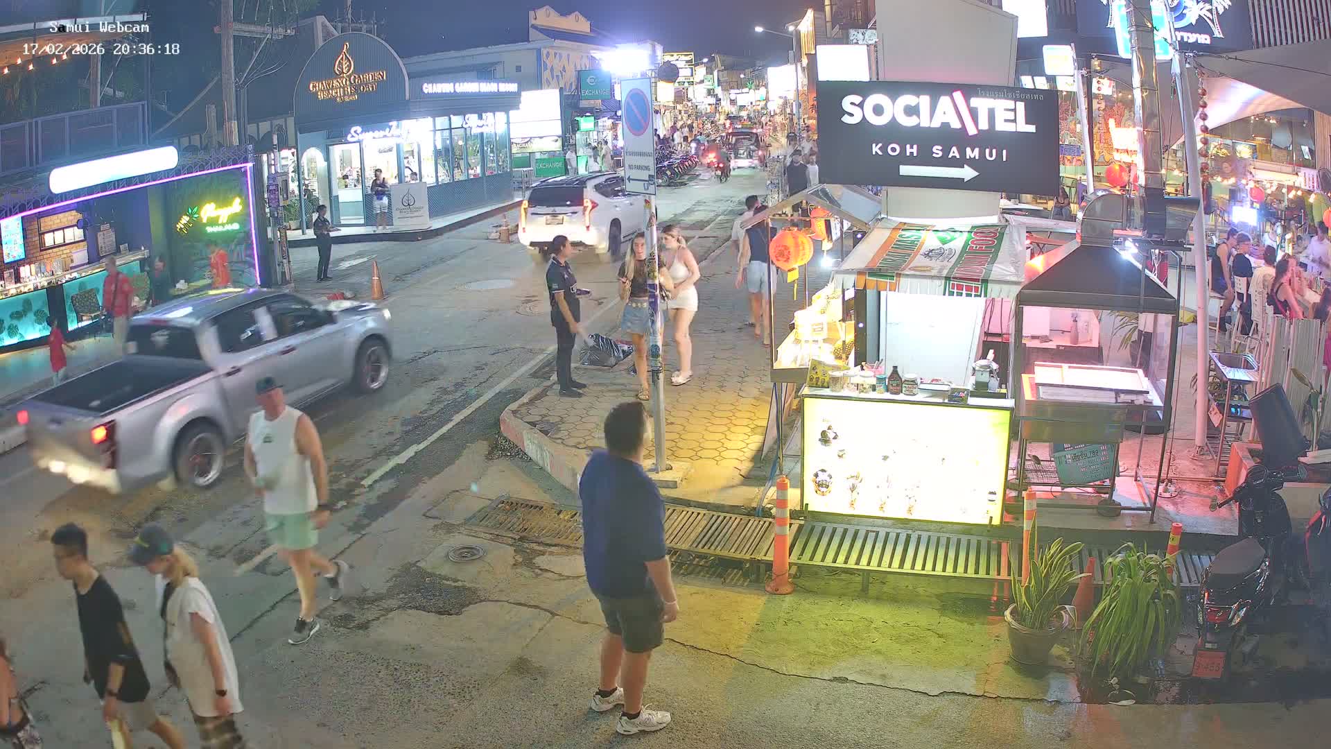 Chaweng Town Center Live Cam - Ko Samui, Surat Thani, Thailand