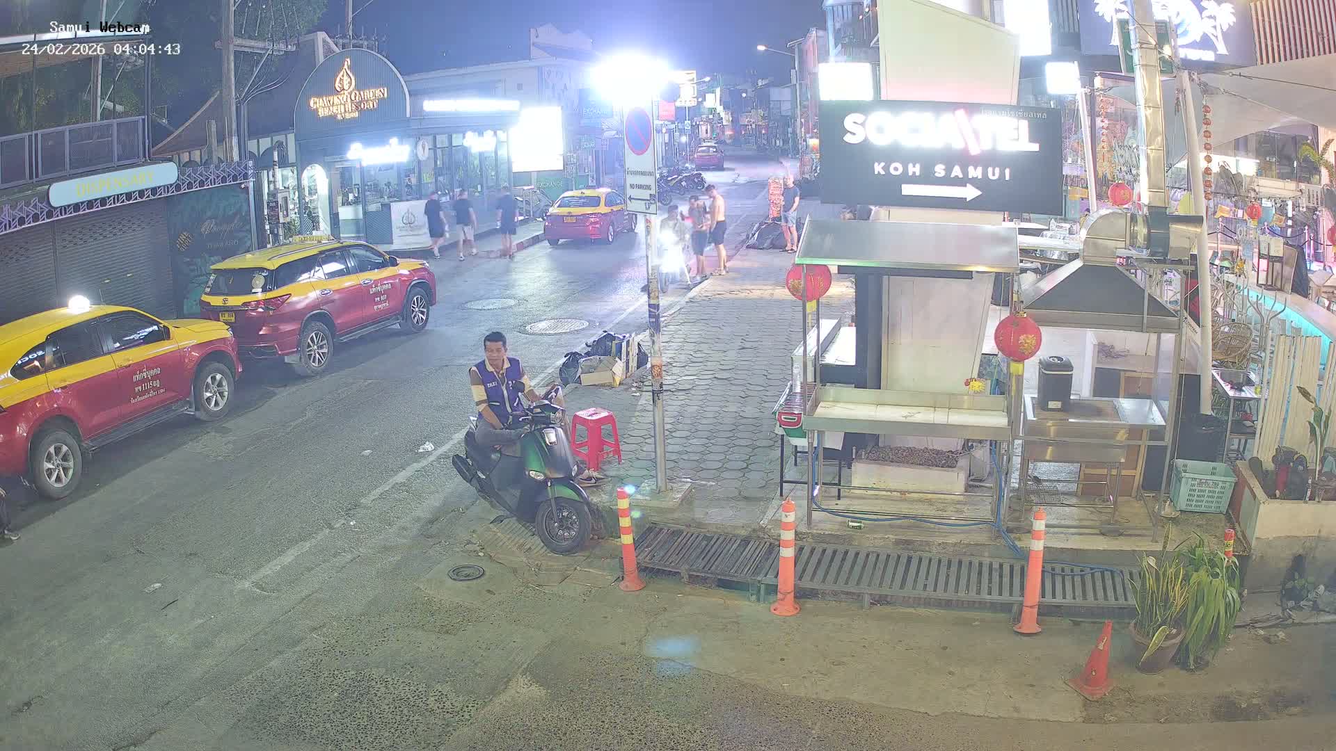 Chaweng Town Center Live Cam - Ko Samui, Surat Thani, Thailand