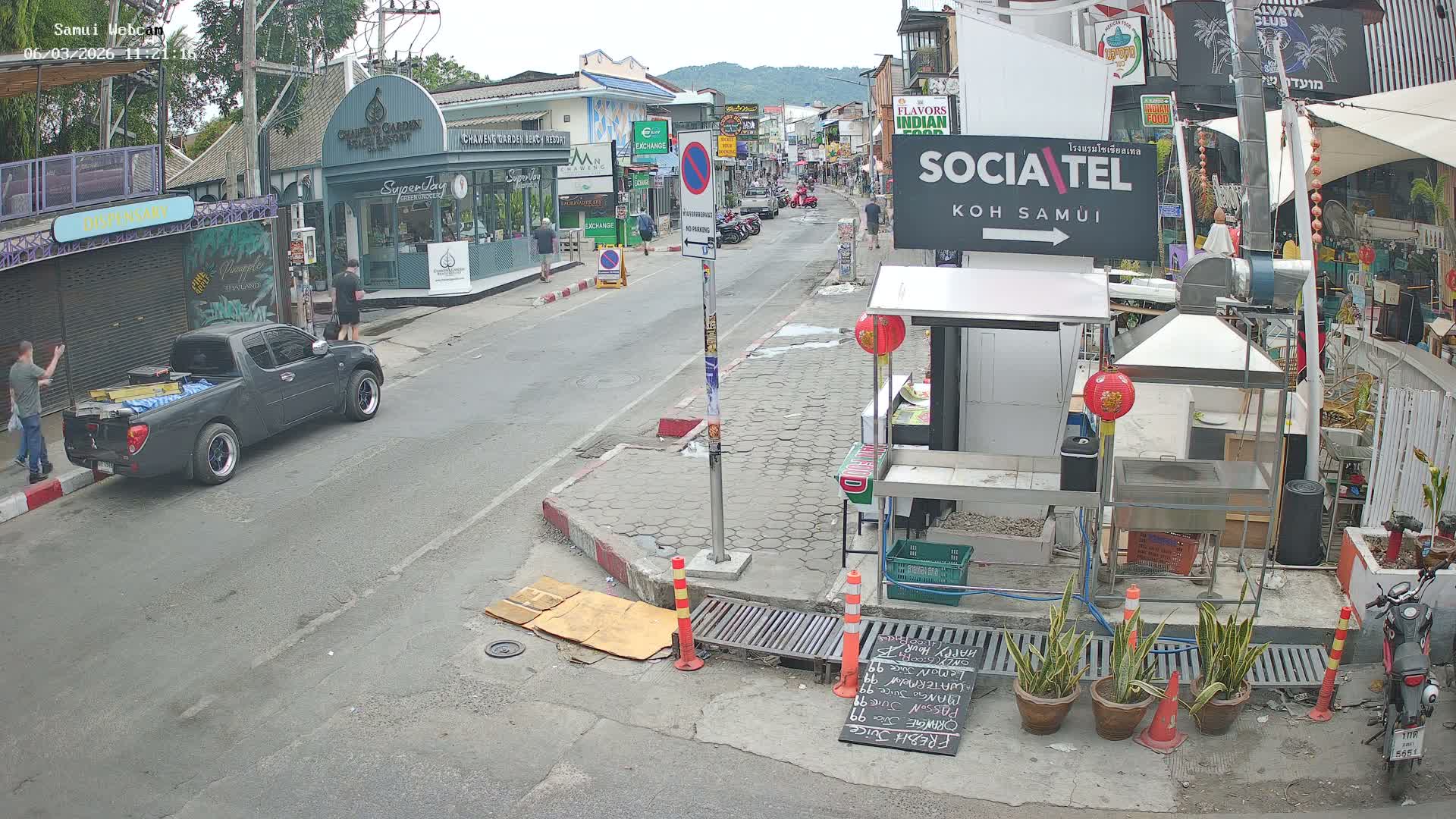 Chaweng Town Center Live Cam - Ko Samui, Surat Thani, Thailand