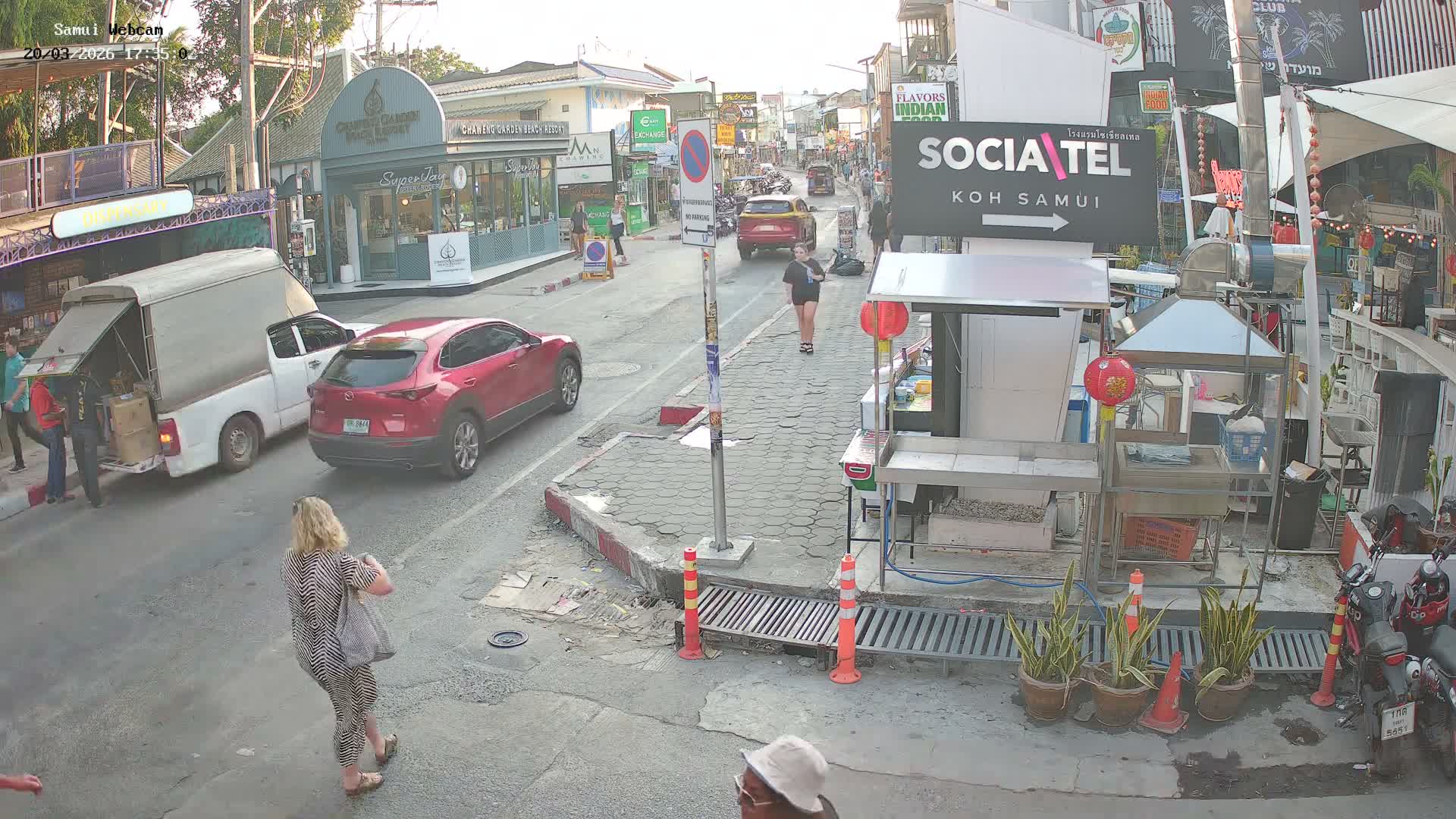 Chaweng Town Center Live Cam - Ko Samui, Surat Thani, Thailand