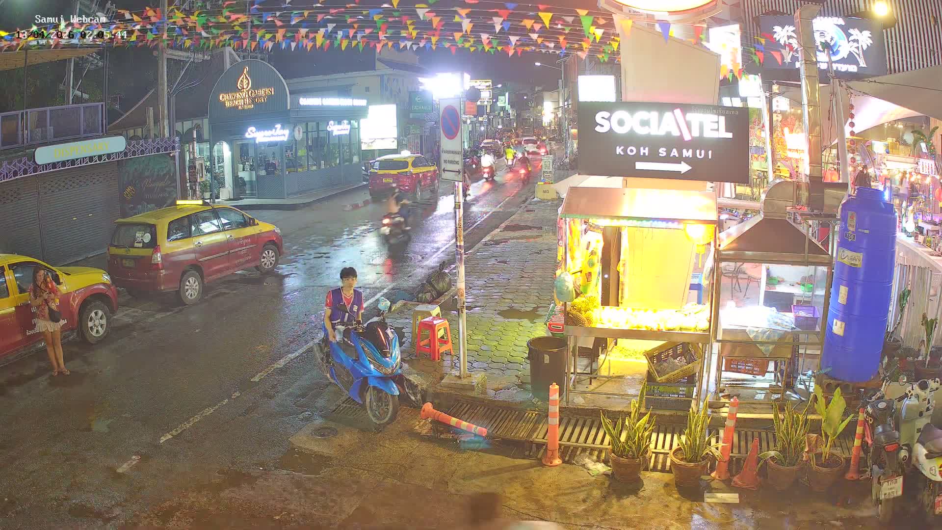 Chaweng Town Center Live Cam - Ko Samui, Surat Thani, Thailand
