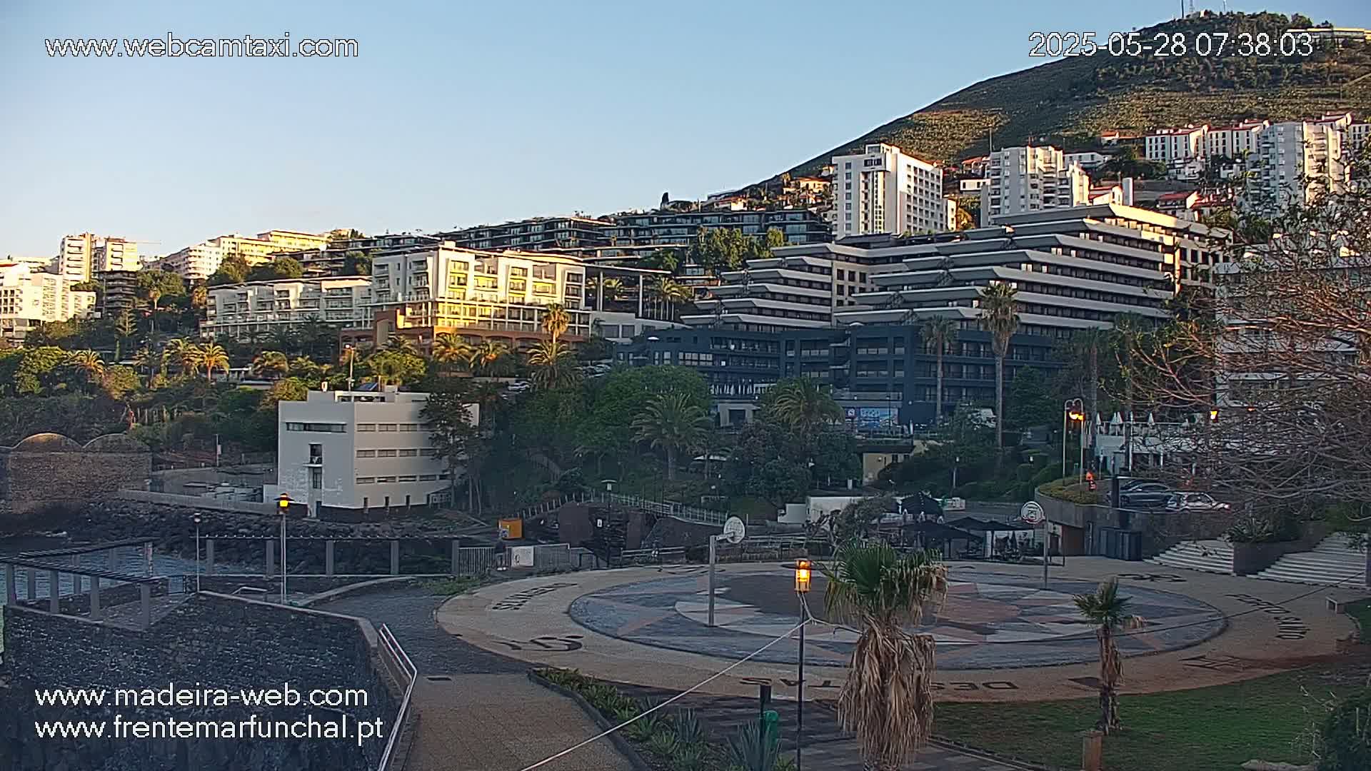 Fortim/Jardim do Lido Gardens Live PTZ Live Cam - Funchal, Madeira, Portugal