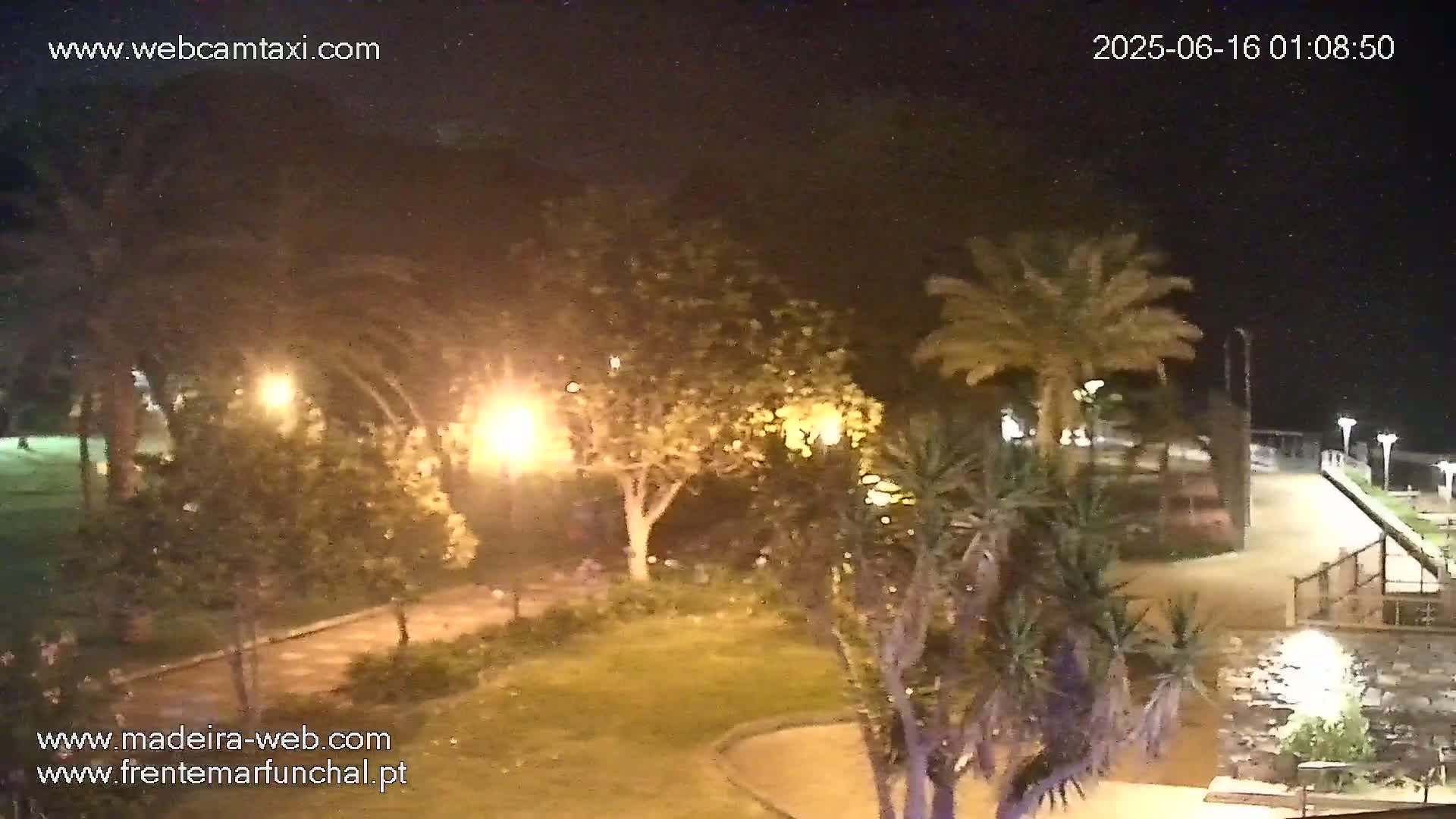 Fortim/Jardim do Lido Gardens Live PTZ Live Cam - Funchal, Madeira, Portugal