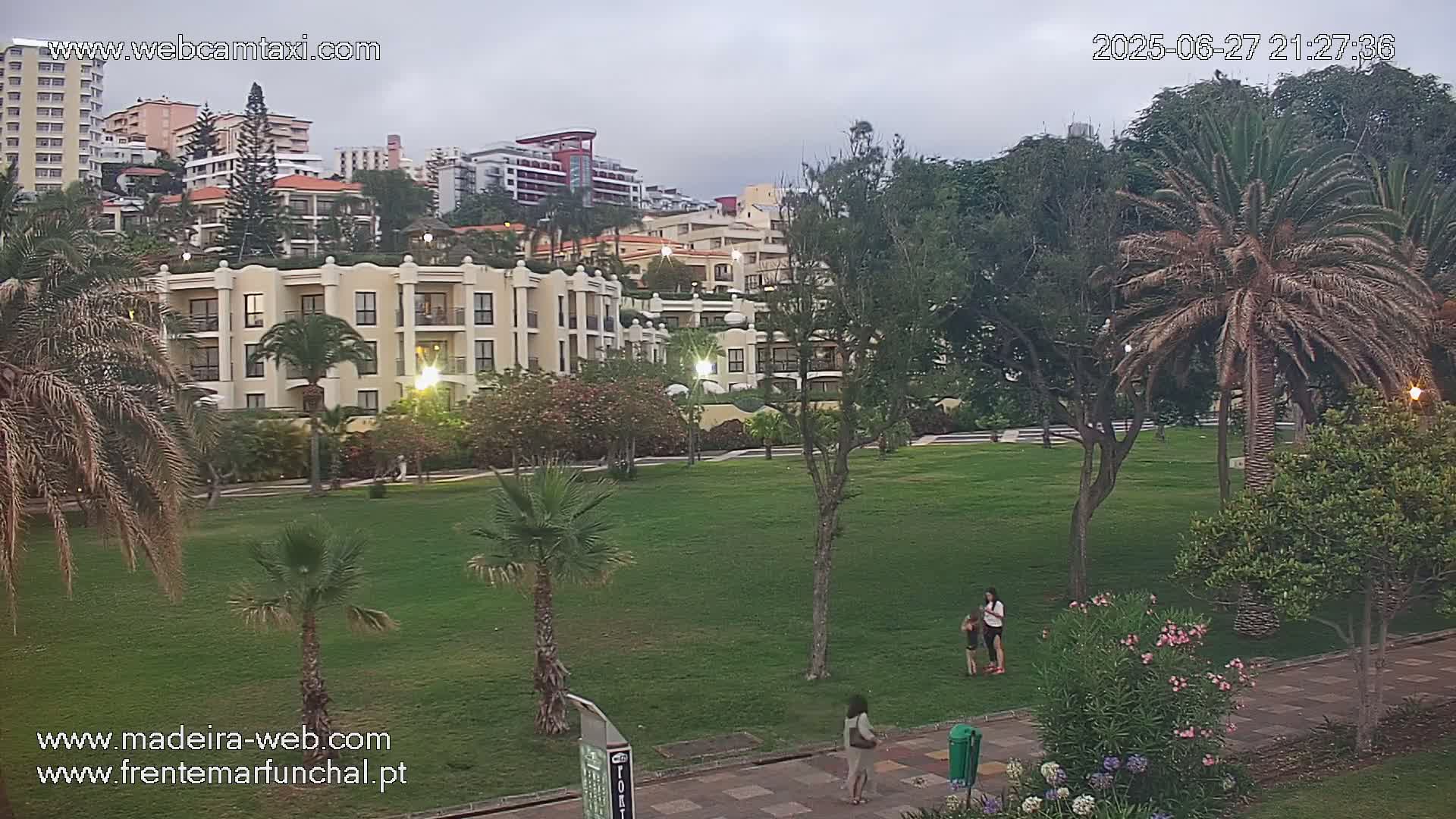 Fortim/Jardim do Lido Gardens Live PTZ Live Cam - Funchal, Madeira, Portugal