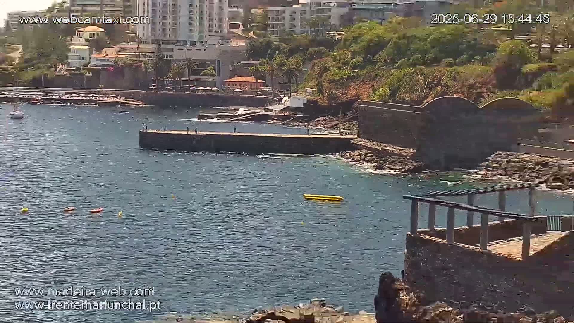 Fortim/Jardim do Lido Gardens Live PTZ Live Cam - Funchal, Madeira, Portugal