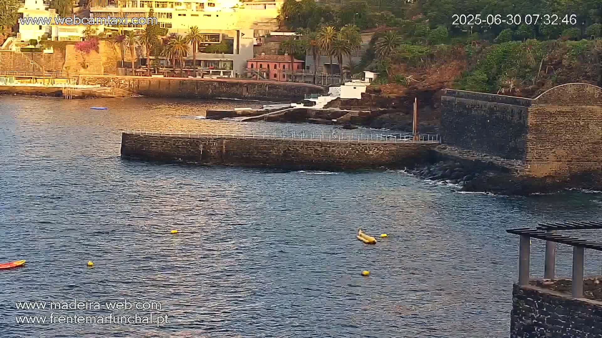 Fortim/Jardim do Lido Gardens Live PTZ Live Cam - Funchal, Madeira, Portugal