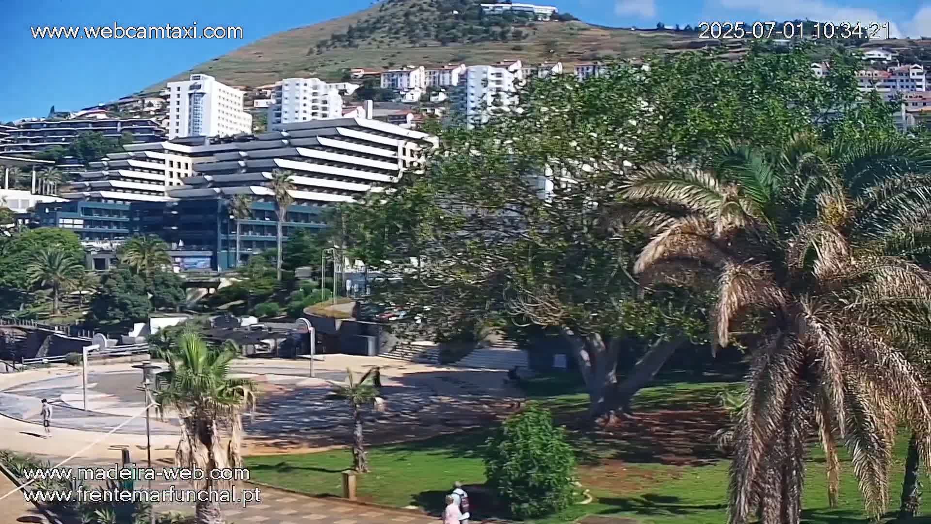 Fortim/Jardim do Lido Gardens Live PTZ Live Cam - Funchal, Madeira, Portugal