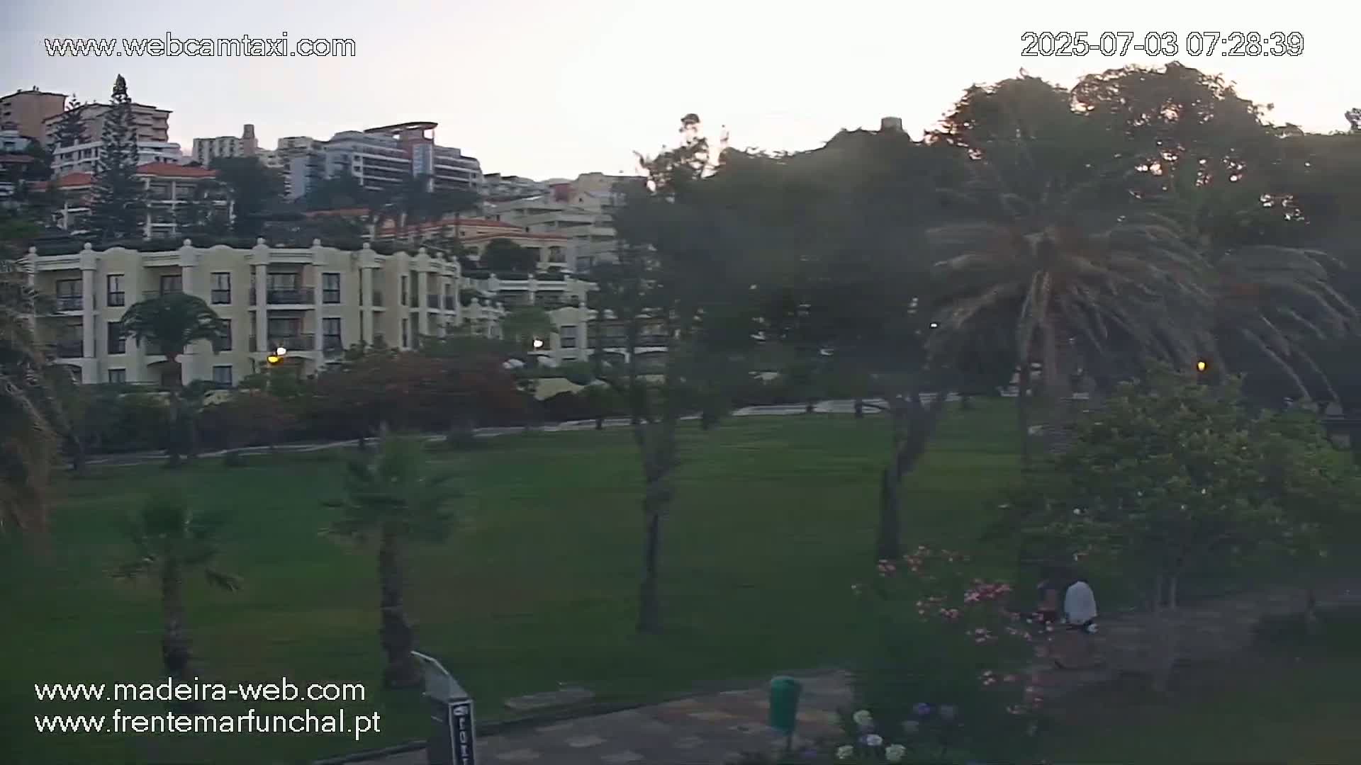 Fortim/Jardim do Lido Gardens Live PTZ Live Cam - Funchal, Madeira, Portugal