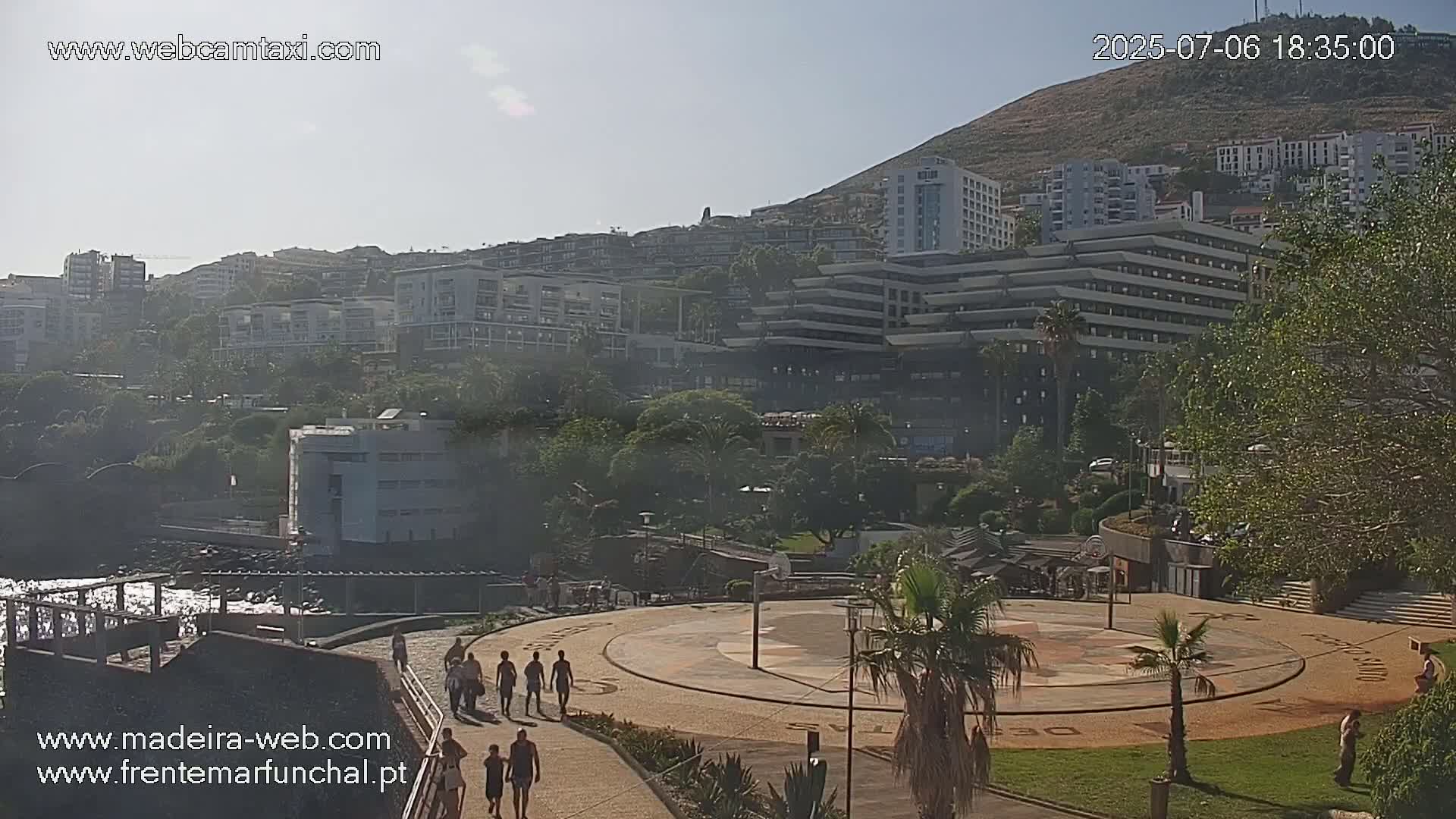 Fortim/Jardim do Lido Gardens Live PTZ Live Cam - Funchal, Madeira, Portugal