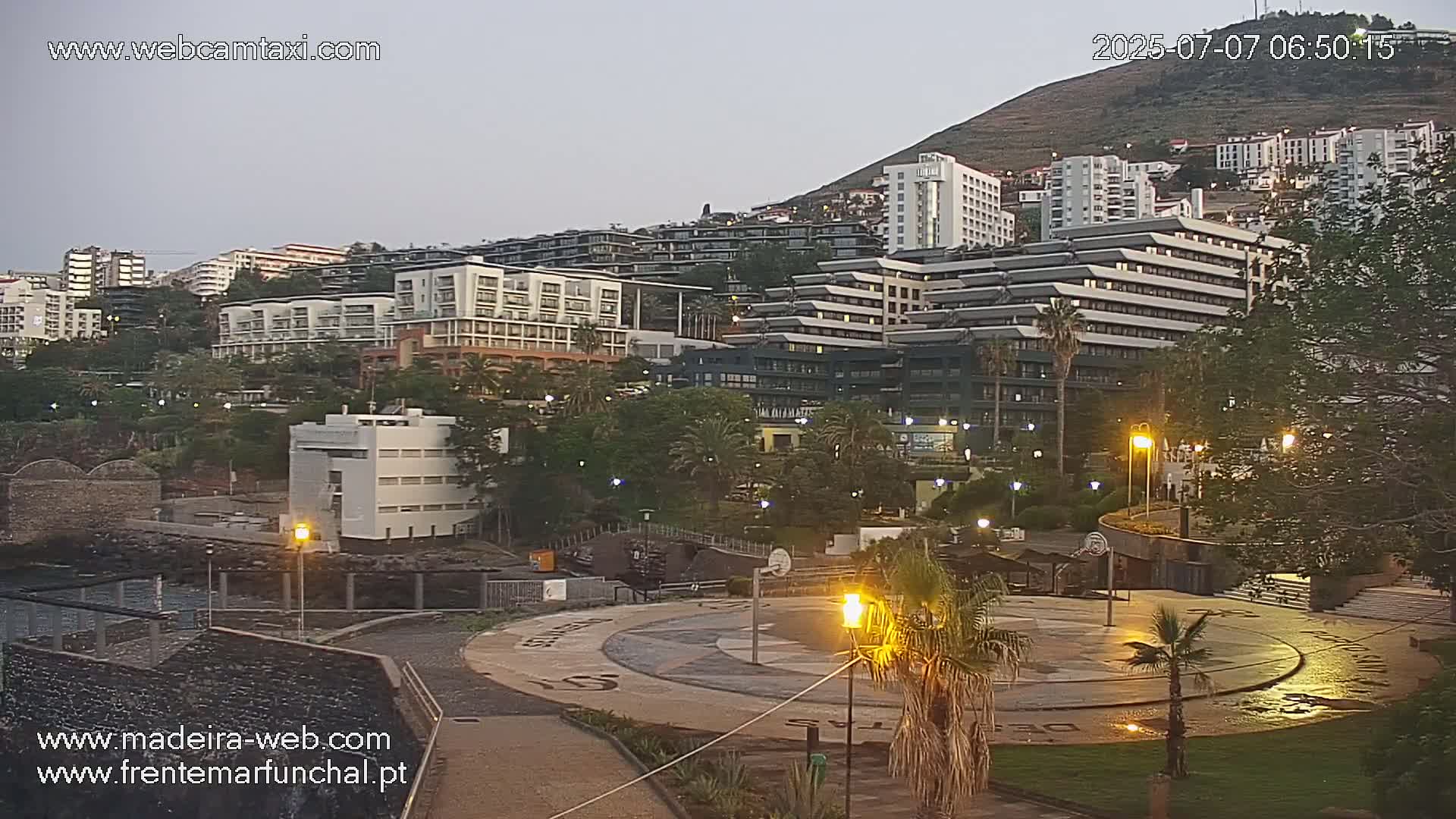 Fortim/Jardim do Lido Gardens Live PTZ Live Cam - Funchal, Madeira, Portugal