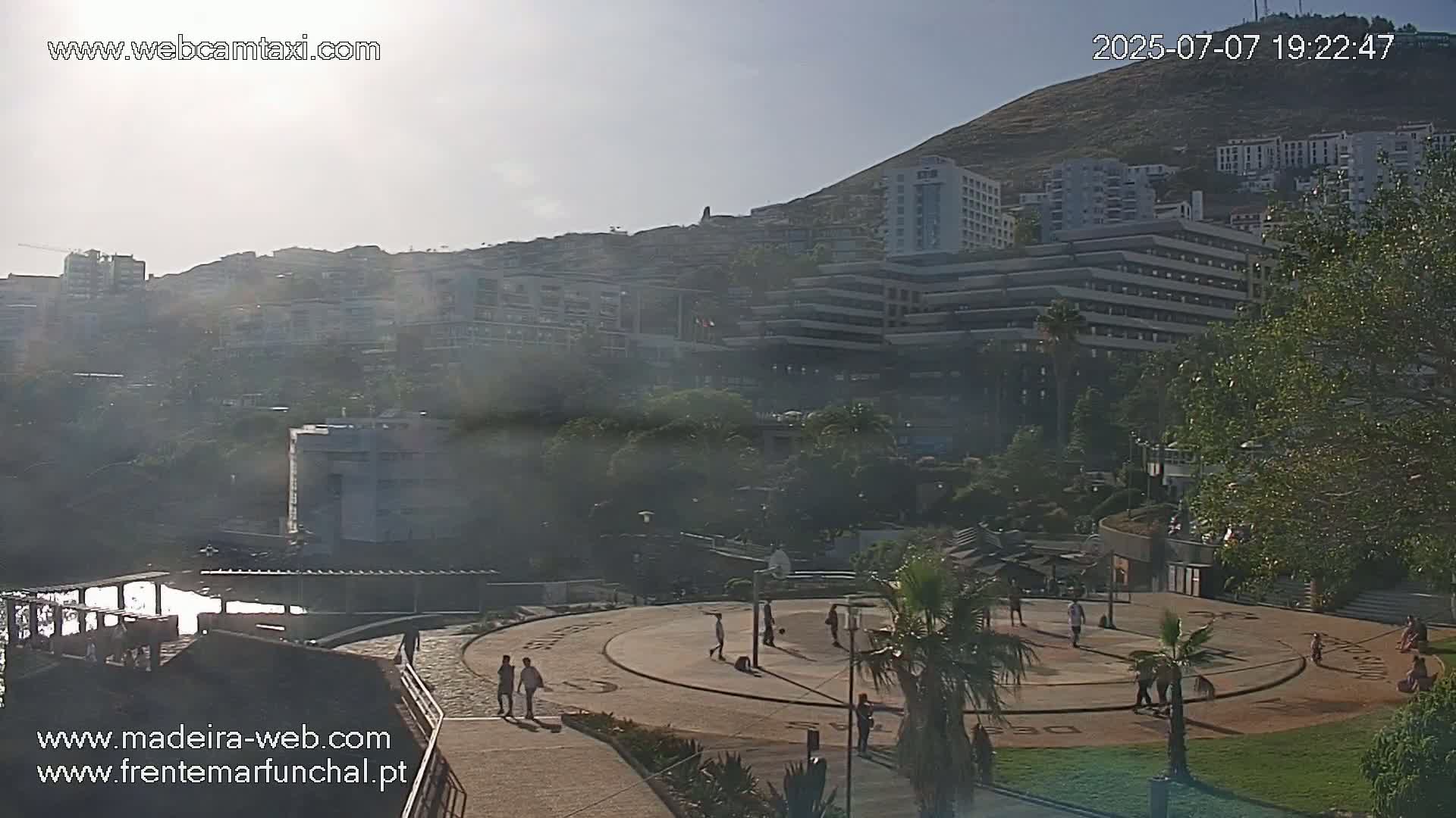 Fortim/Jardim do Lido Gardens Live PTZ Live Cam - Funchal, Madeira, Portugal