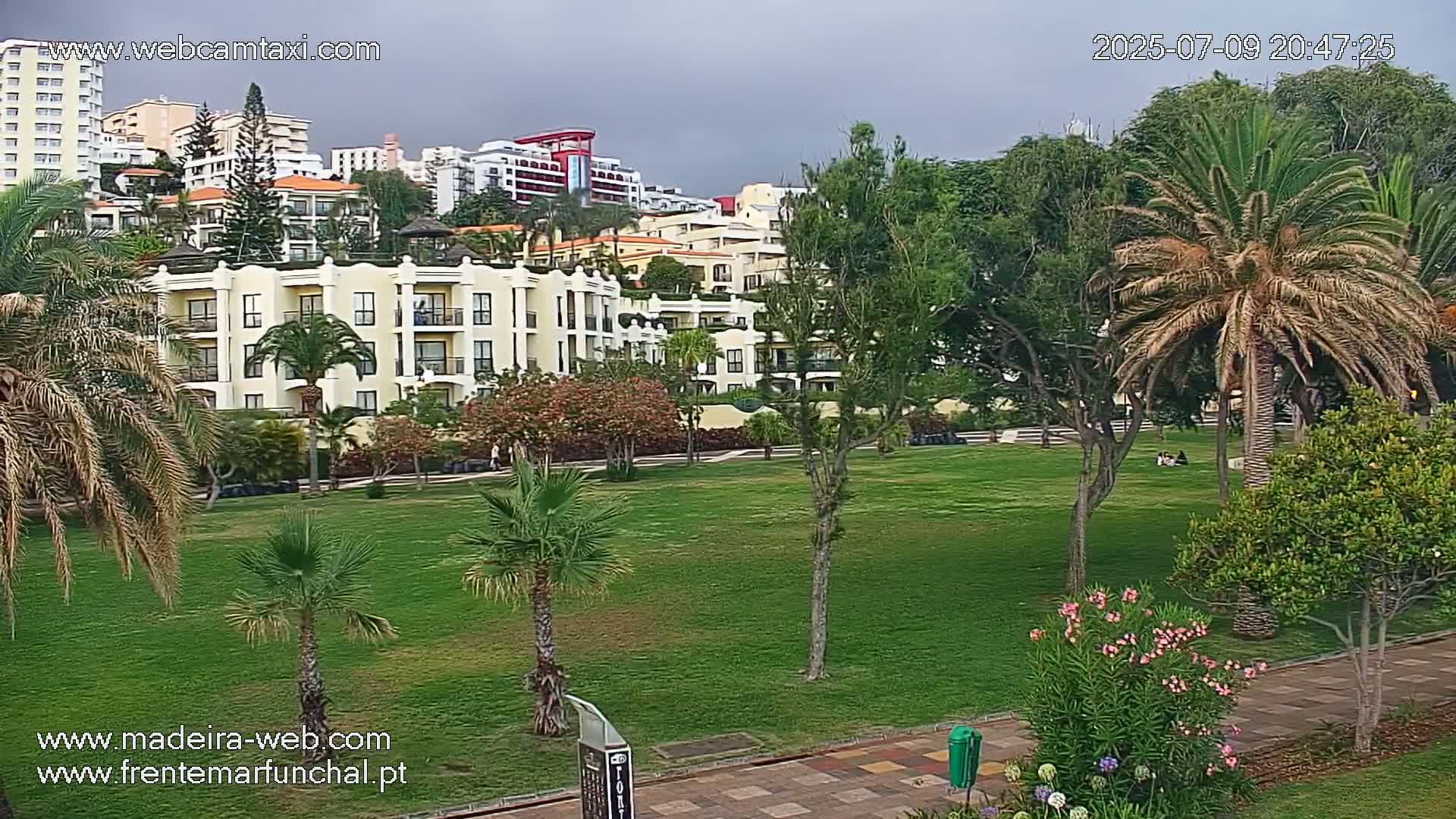 Fortim/Jardim do Lido Gardens Live PTZ Live Cam - Funchal, Madeira, Portugal