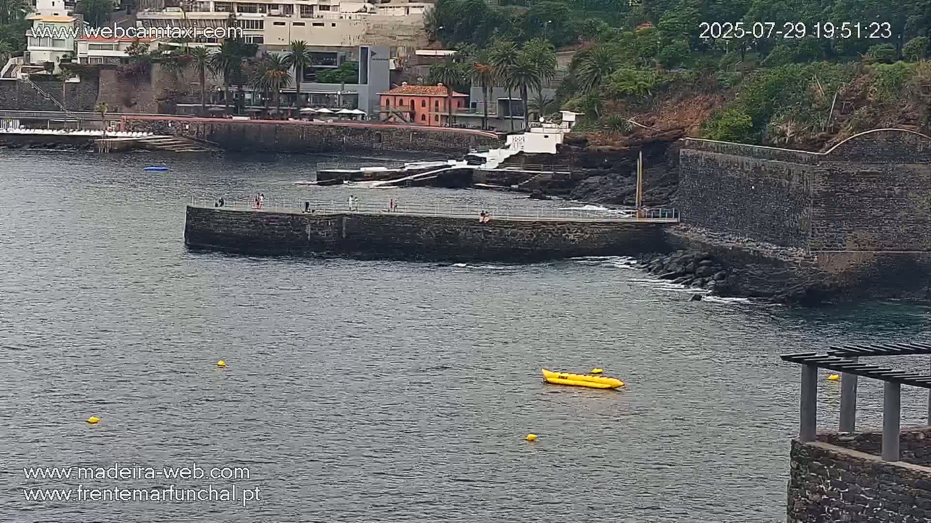 Fortim/Jardim do Lido Gardens Live PTZ Live Cam - Funchal, Madeira, Portugal