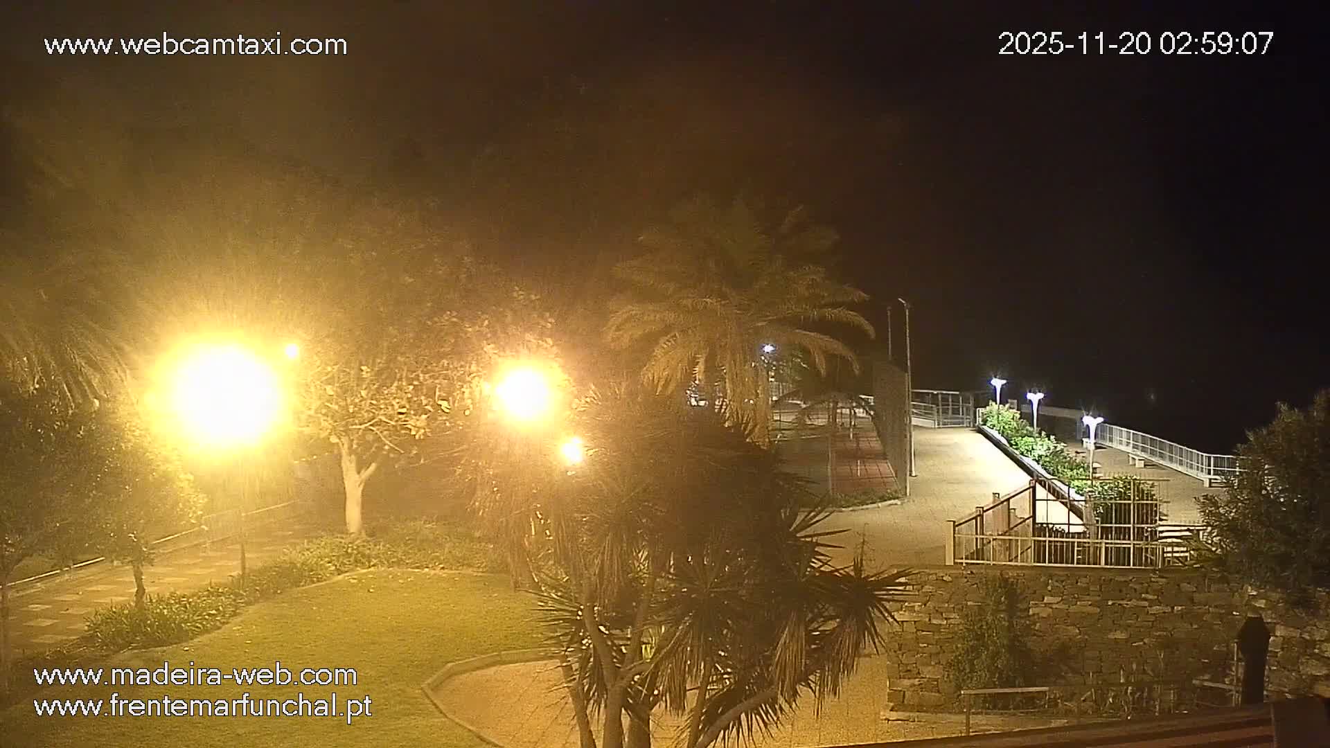 Fortim/Jardim do Lido Gardens Live PTZ Live Cam - Funchal, Madeira, Portugal