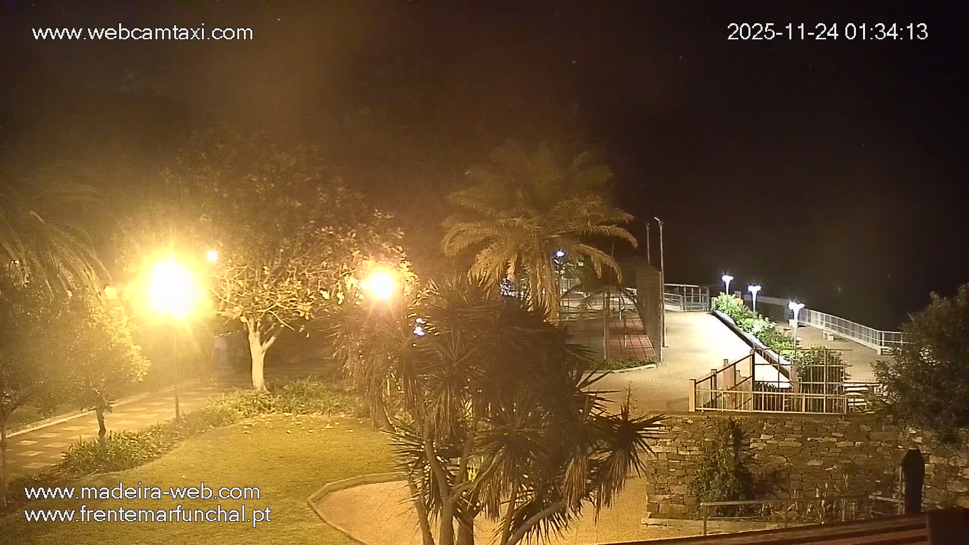 Fortim/Jardim do Lido Gardens Live PTZ Live Cam - Funchal, Madeira, Portugal