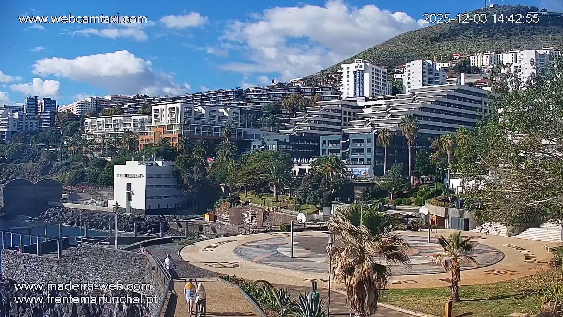 Fortim/Jardim do Lido Gardens Live PTZ Live Cam - Funchal, Madeira, Portugal