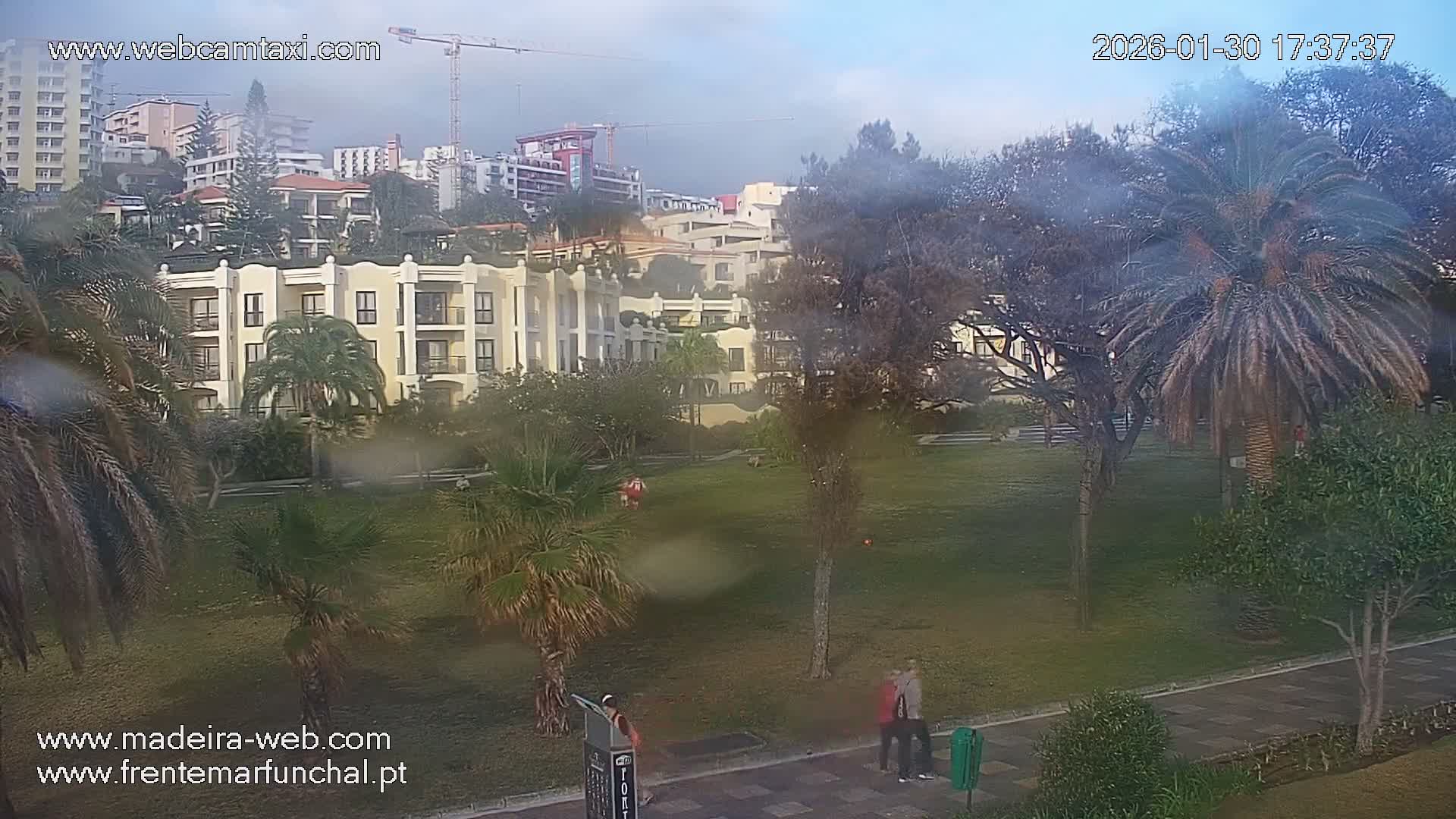Fortim/Jardim do Lido Gardens Live PTZ Live Cam - Funchal, Madeira, Portugal