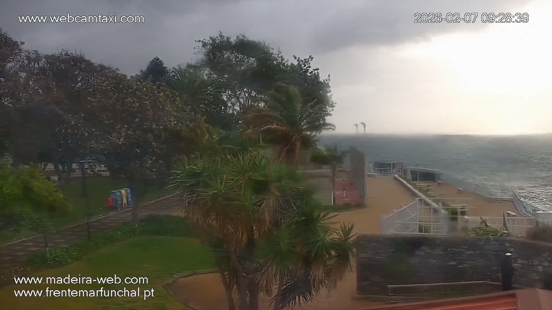 Fortim/Jardim do Lido Gardens Live PTZ Live Cam - Funchal, Madeira, Portugal