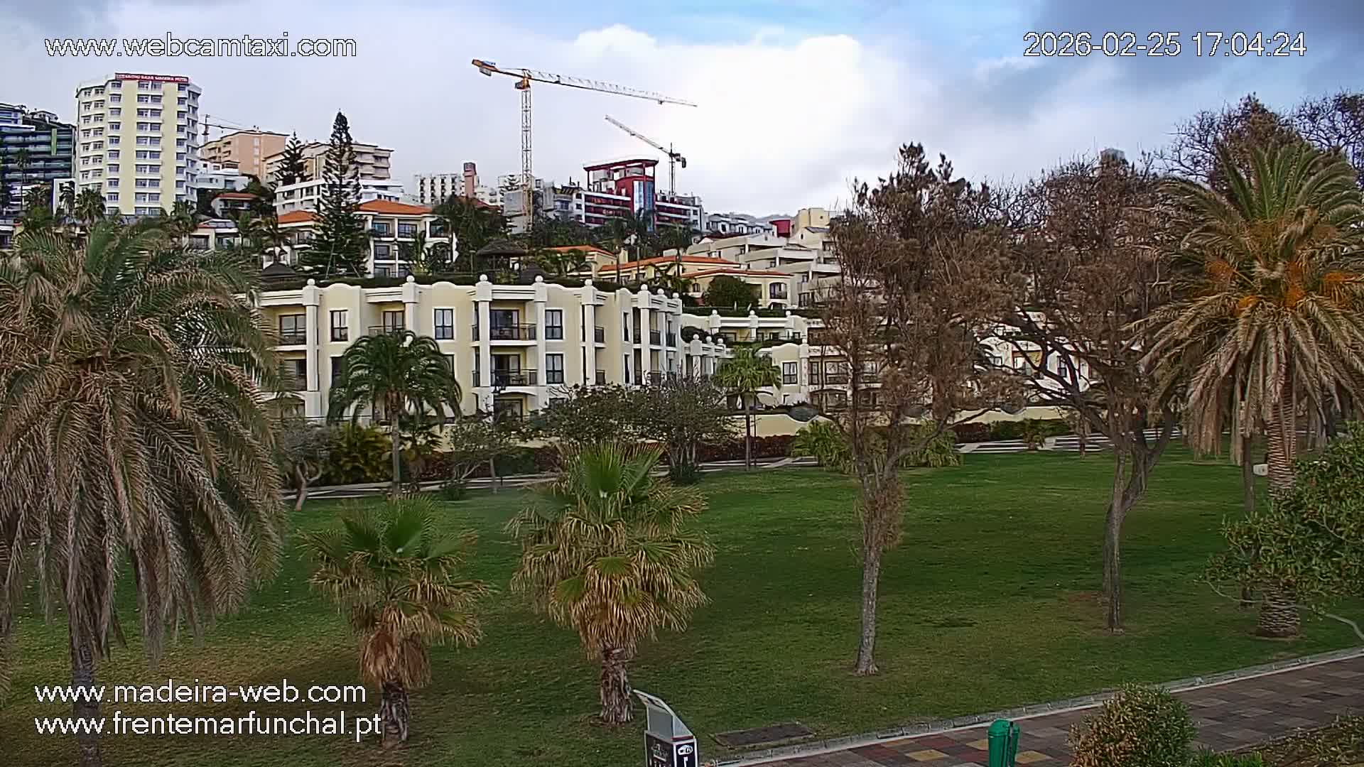 Fortim/Jardim do Lido Gardens Live PTZ Live Cam - Funchal, Madeira, Portugal