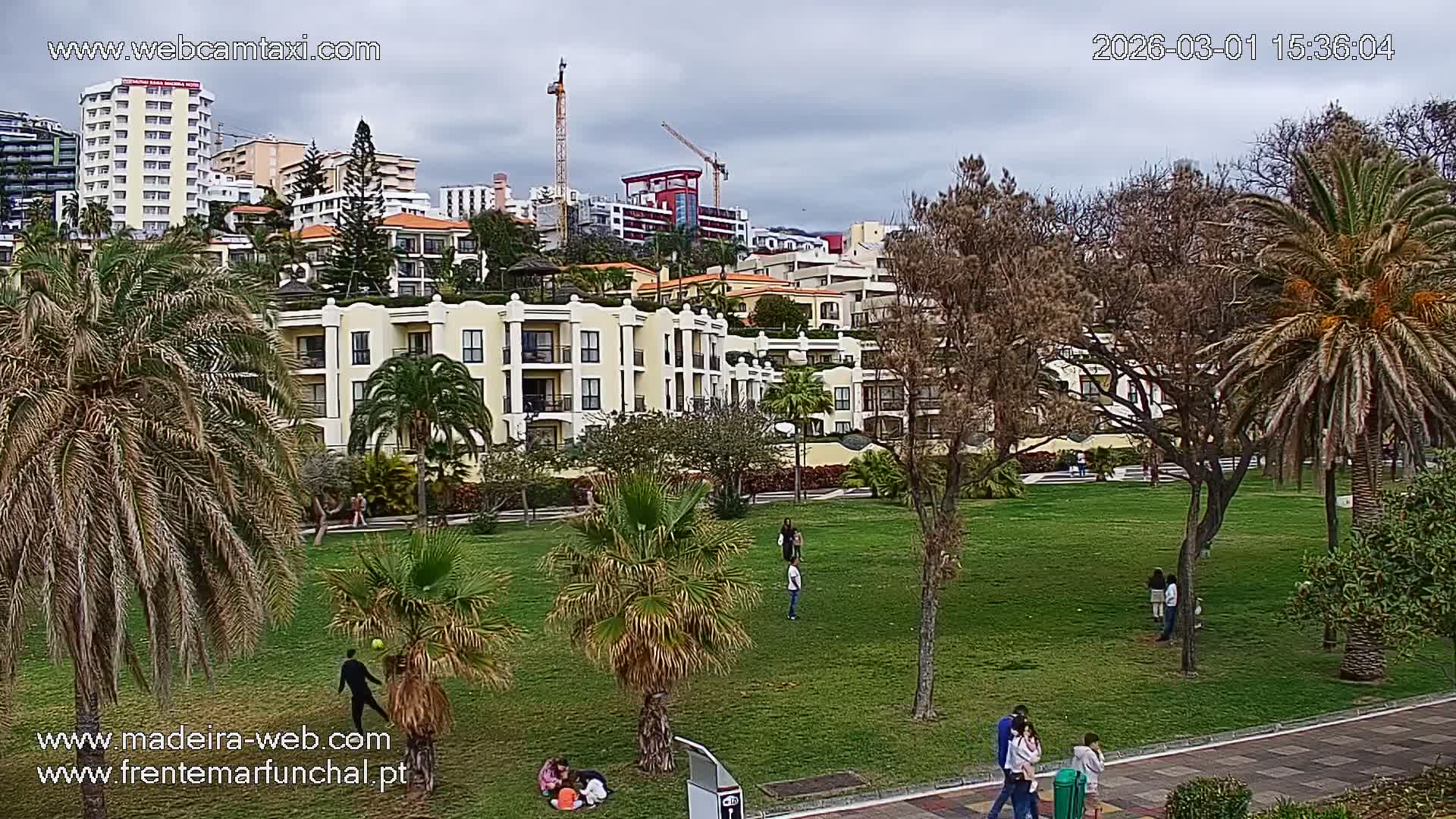 Fortim/Jardim do Lido Gardens Live PTZ Live Cam - Funchal, Madeira, Portugal