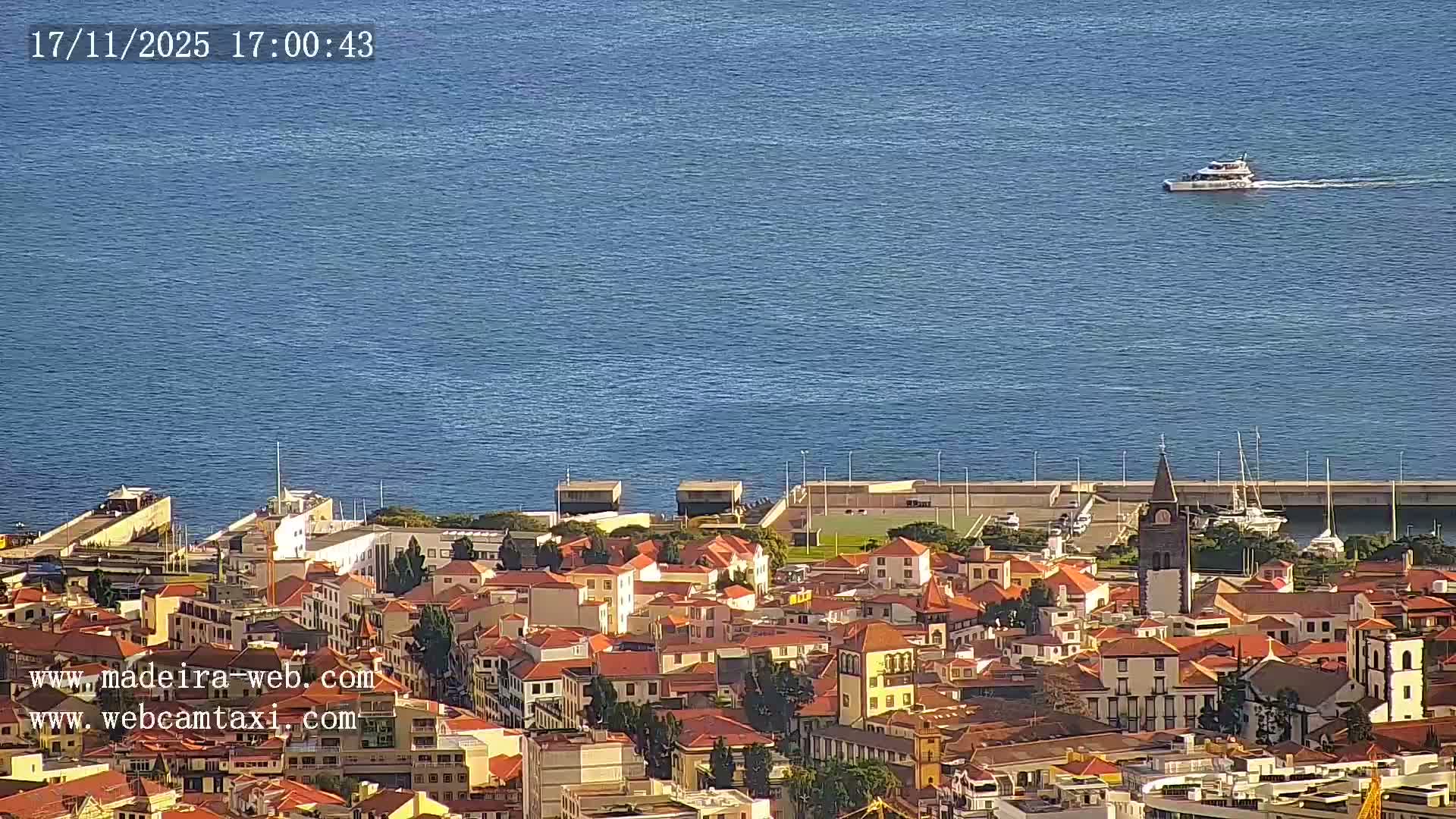 Funchal City  Skyline Live Cam from Sao Roque - Funchal, Madeira, Portugal