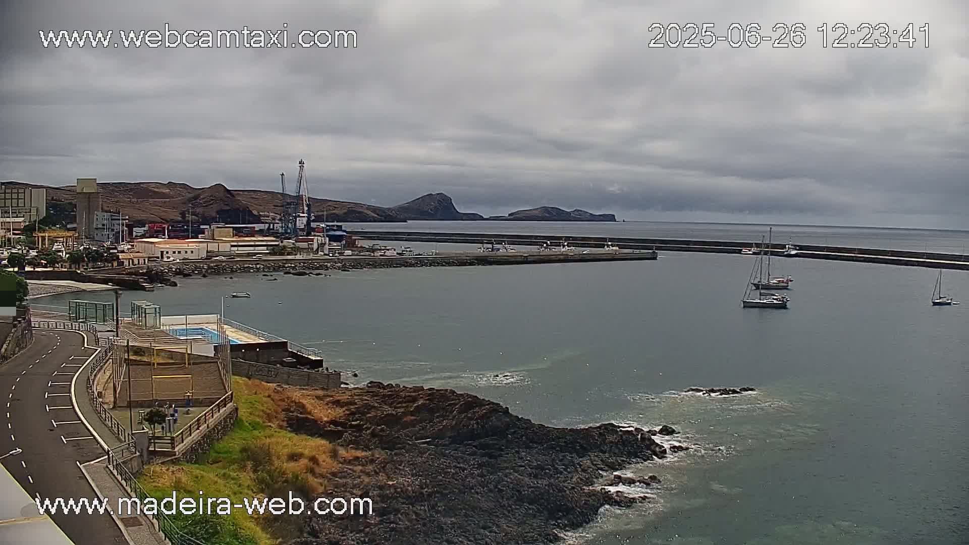 Canical (Caniçal) Coast Live Cam - Machico, Madeira, Portugal