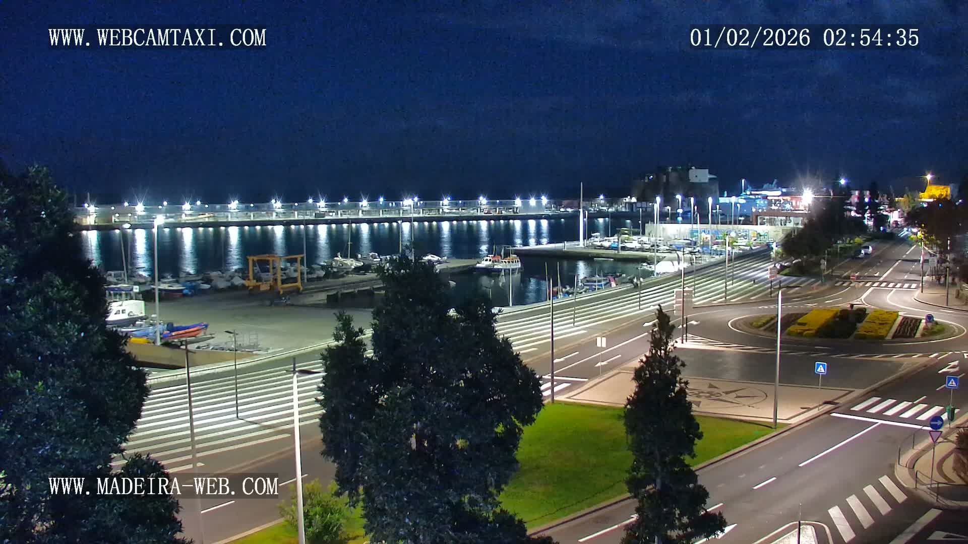 CR7 Museum & Busto do Bust of Dr. Francisco Sá Carneiro PTZ Live Cam - Funchal, Madeira, Portugal