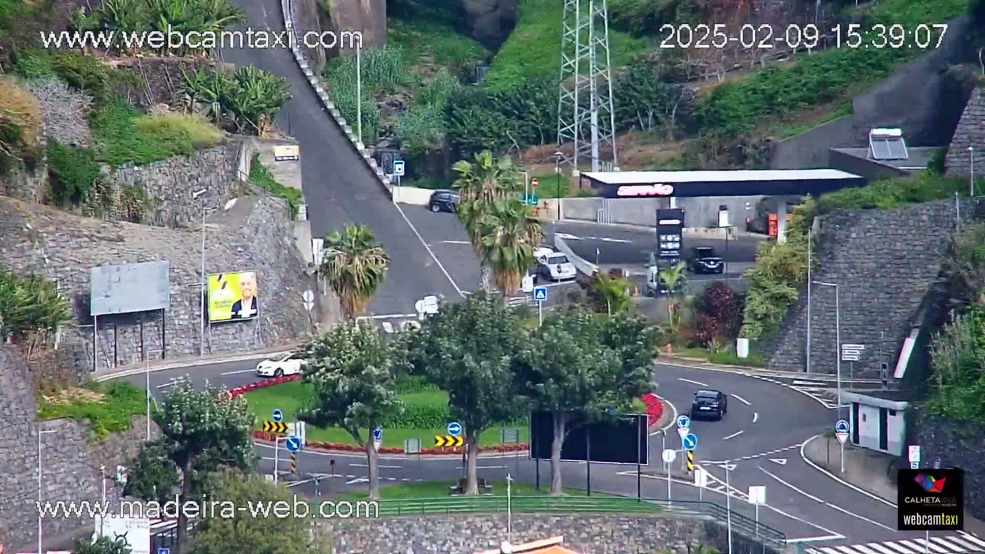 Calheta City & Coast Skyline PTZ Live Cam – Calheta, Madeira, Portugal