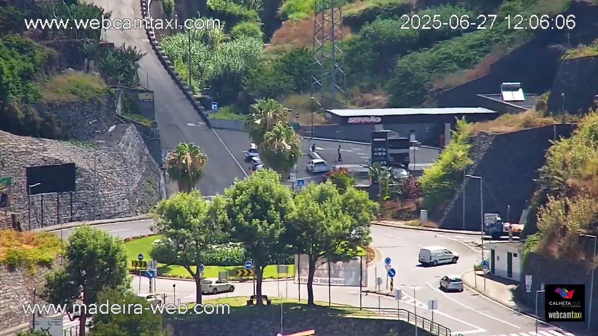 Calheta City & Coast Skyline PTZ Live Cam – Calheta, Madeira, Portugal