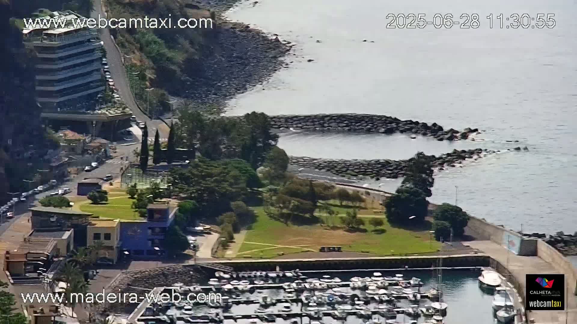 Calheta City & Coast Skyline PTZ Live Cam – Calheta, Madeira, Portugal