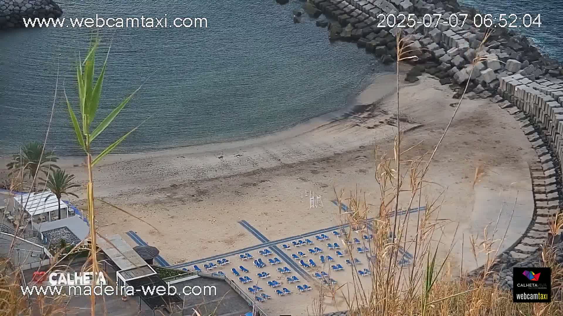Calheta City & Coast Skyline PTZ Live Cam – Calheta, Madeira, Portugal