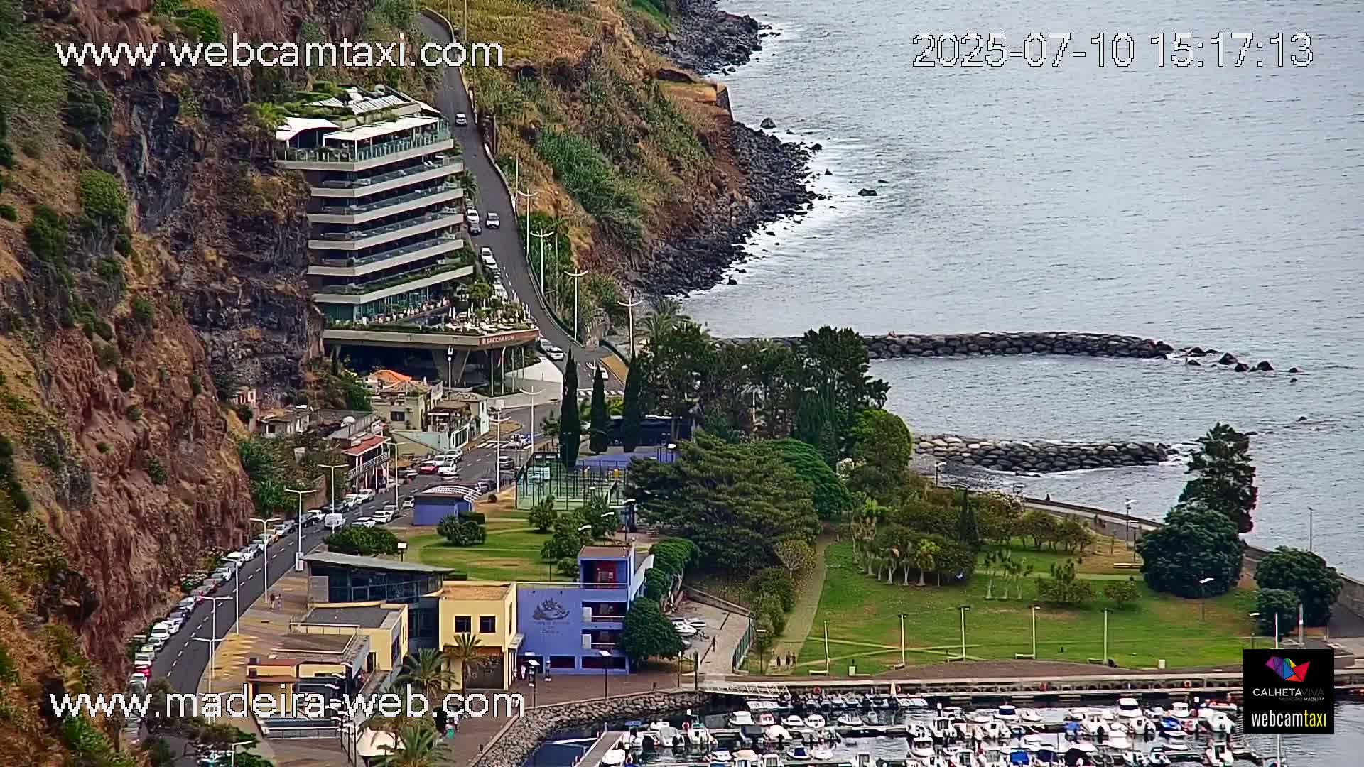 Calheta City & Coast Skyline PTZ Live Cam – Calheta, Madeira, Portugal