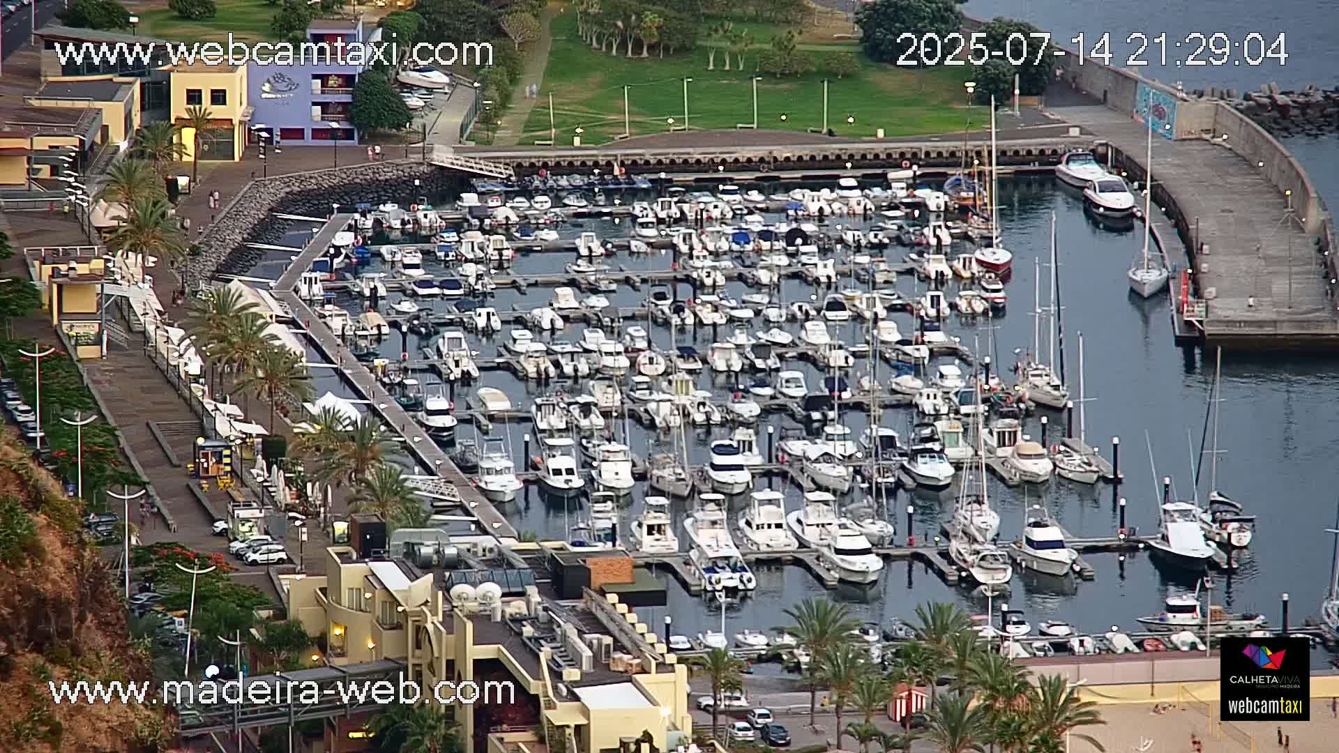 Calheta City & Coast Skyline PTZ Live Cam – Calheta, Madeira, Portugal