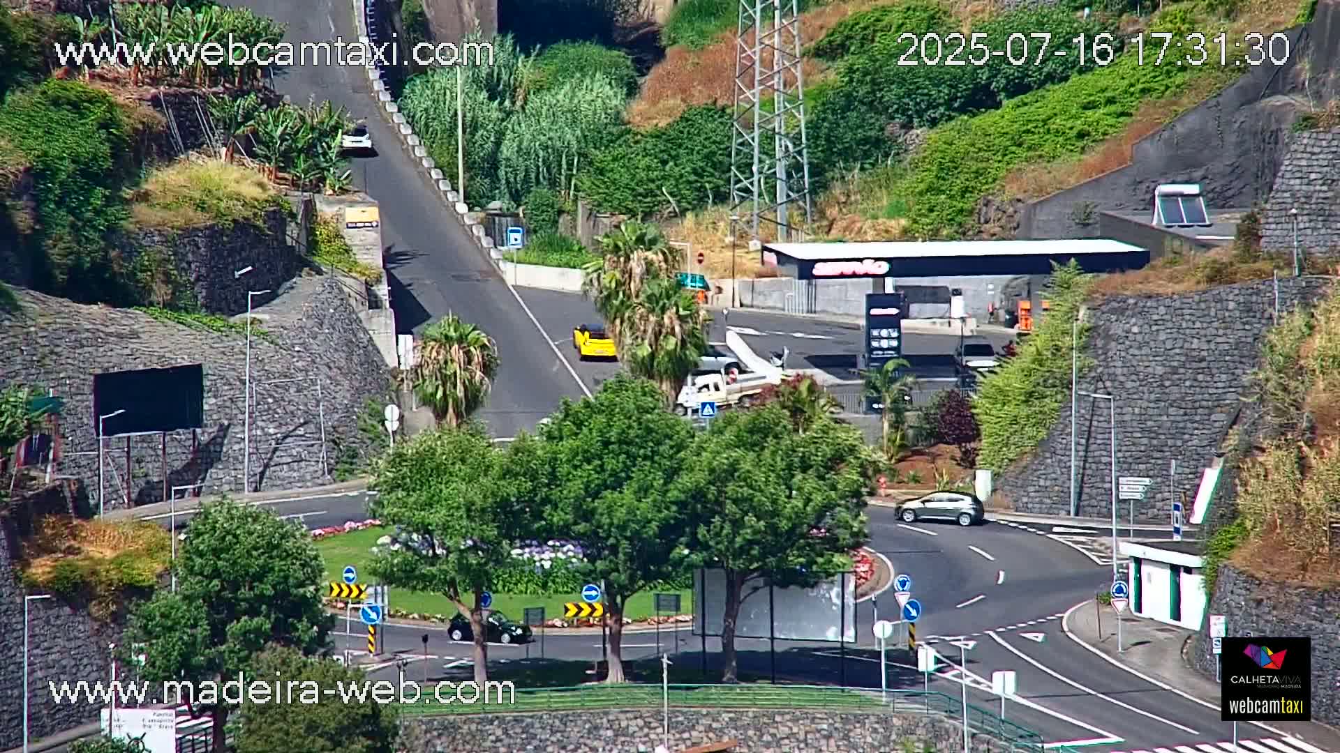 Calheta City & Coast Skyline PTZ Live Cam – Calheta, Madeira, Portugal