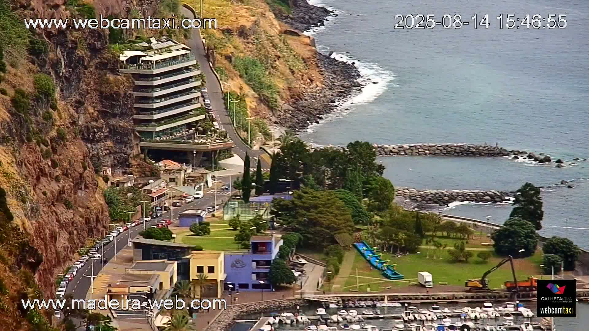 Calheta City & Coast Skyline PTZ Live Cam – Calheta, Madeira, Portugal