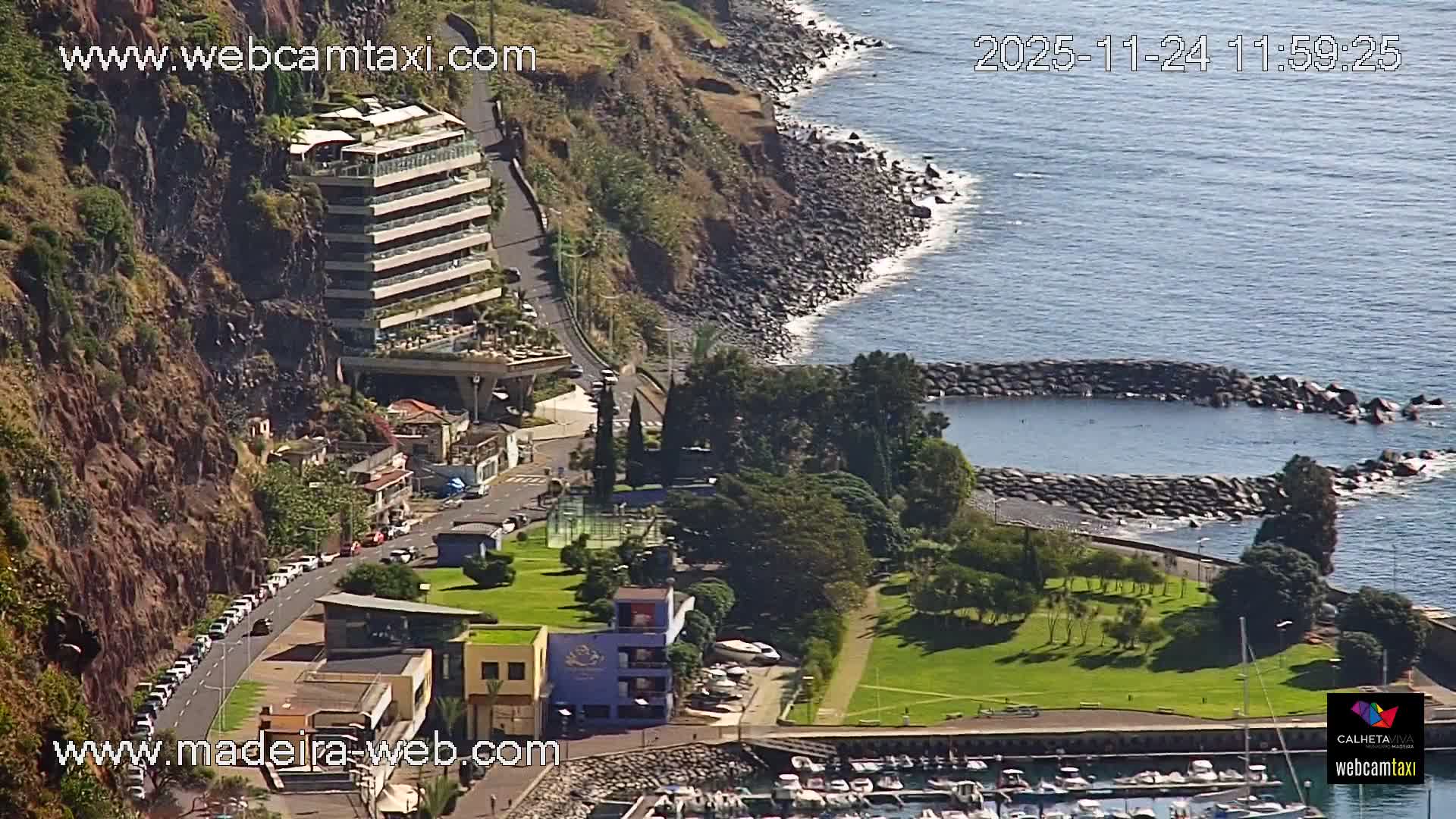 Calheta City & Coast Skyline PTZ Live Cam – Calheta, Madeira, Portugal