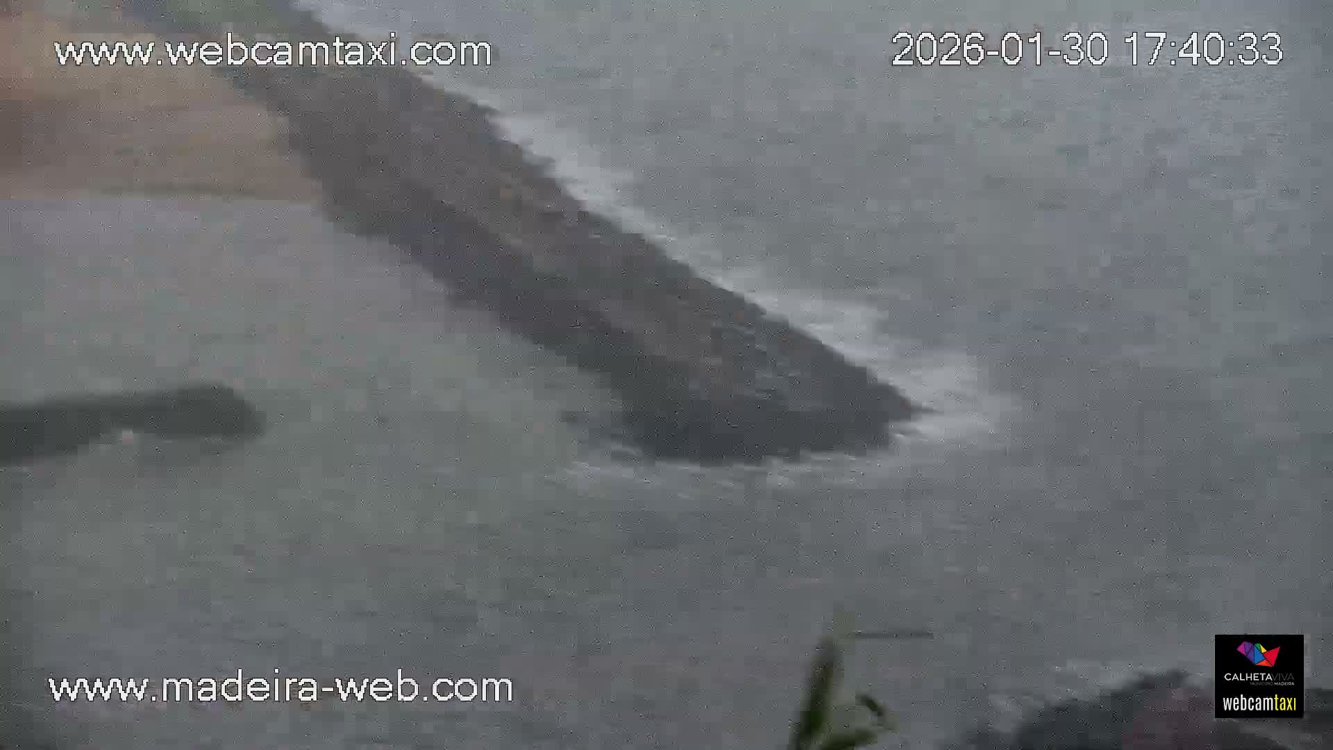 Calheta City & Coast Skyline PTZ Live Cam – Calheta, Madeira, Portugal