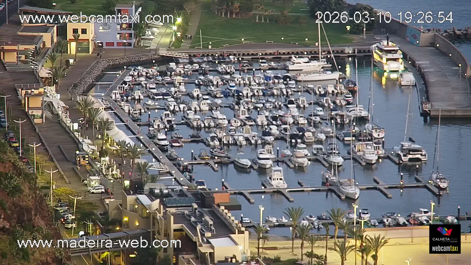 Calheta City & Coast Skyline PTZ Live Cam – Calheta, Madeira, Portugal