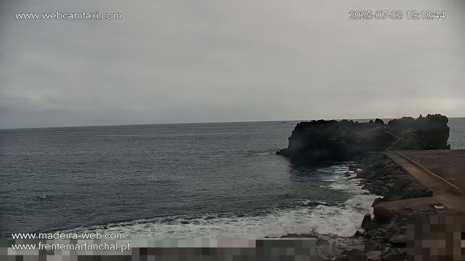  Praia Formosa Beach Live Cam - Funchal, Madeira, Portugal