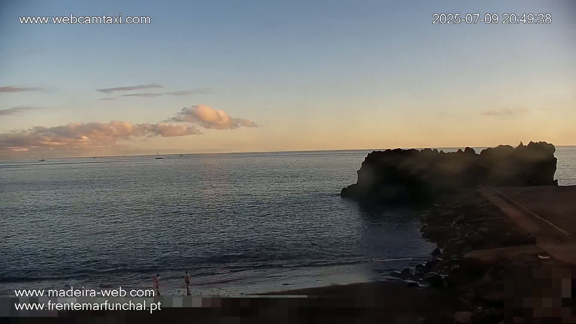  Praia Formosa Beach Live Cam - Funchal, Madeira, Portugal