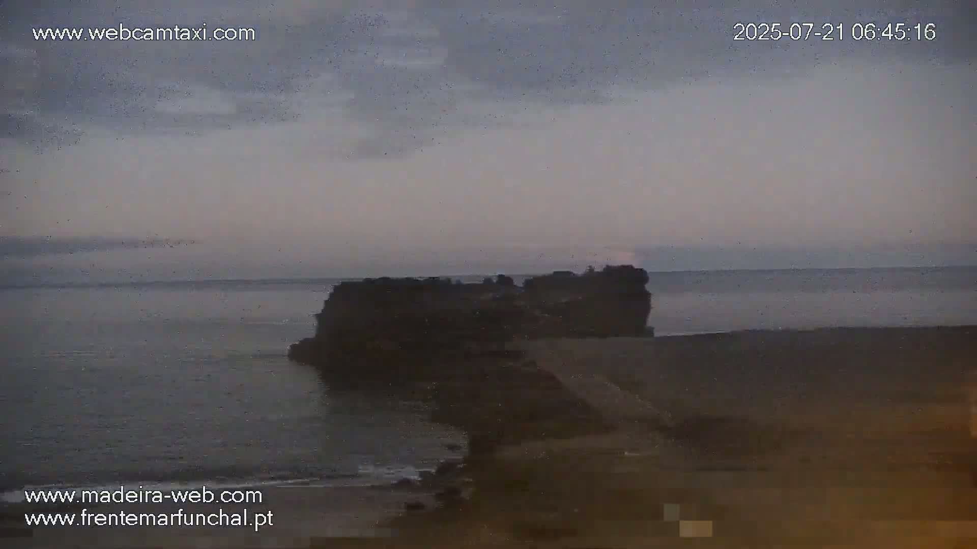  Praia Formosa Beach Live Cam - Funchal, Madeira, Portugal