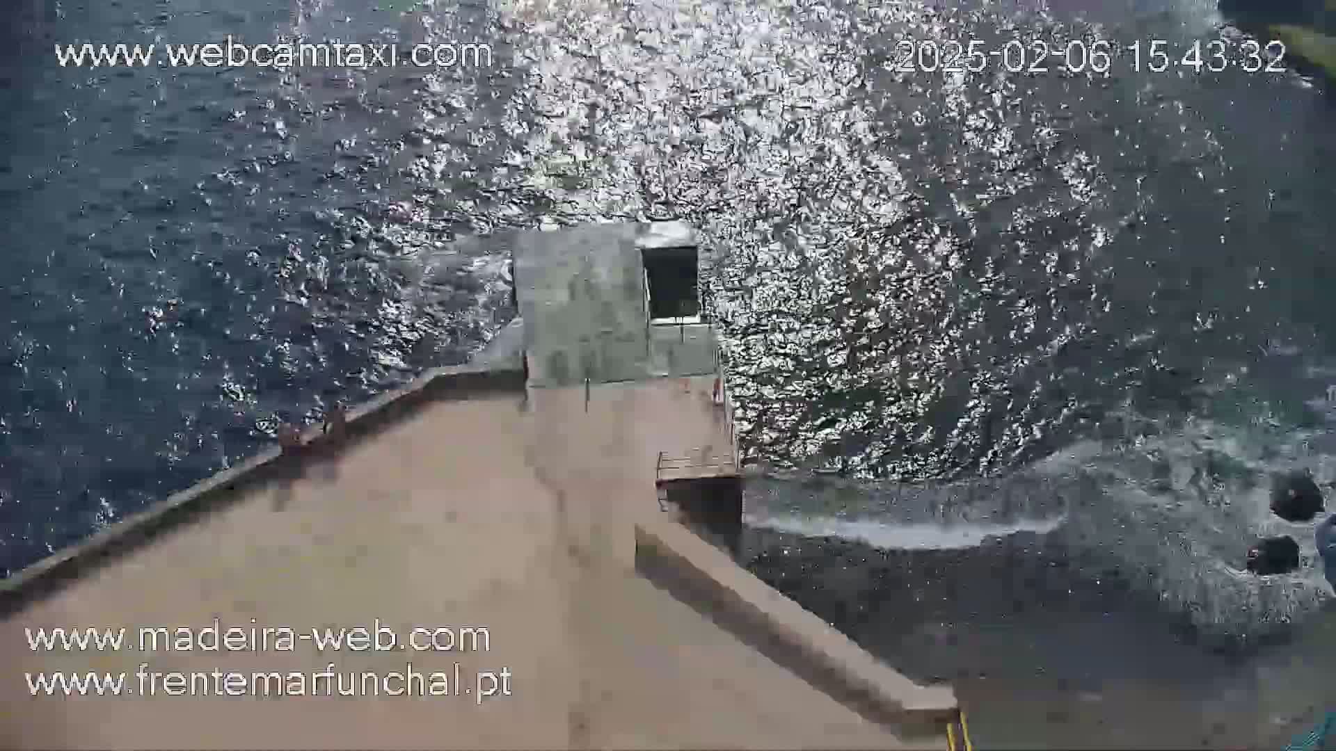 Barreirinha Beach & Funchal Center Live Cam - Funchal, Madeira, Portugal