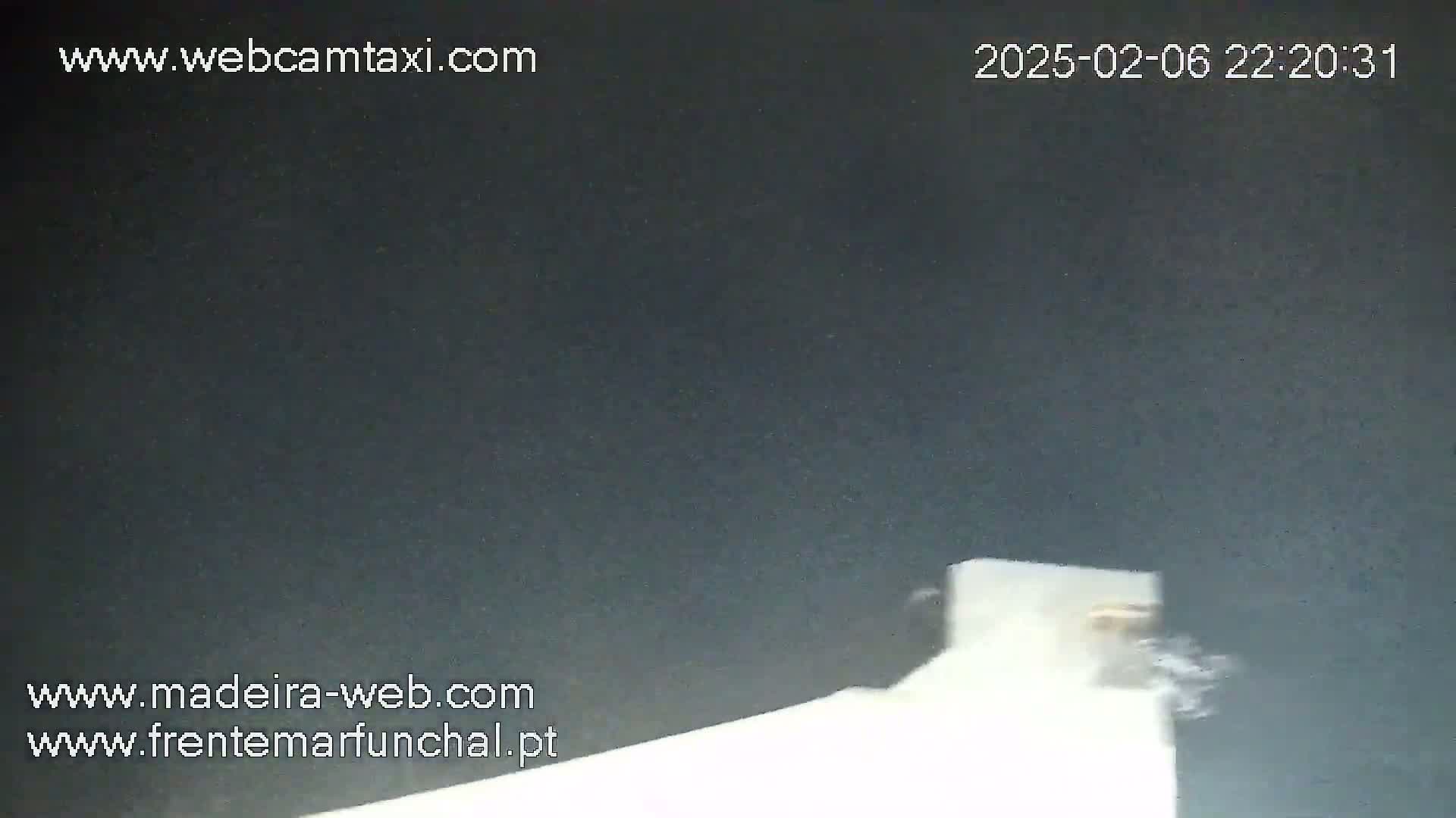 Barreirinha Beach & Funchal Center Live Cam - Funchal, Madeira, Portugal