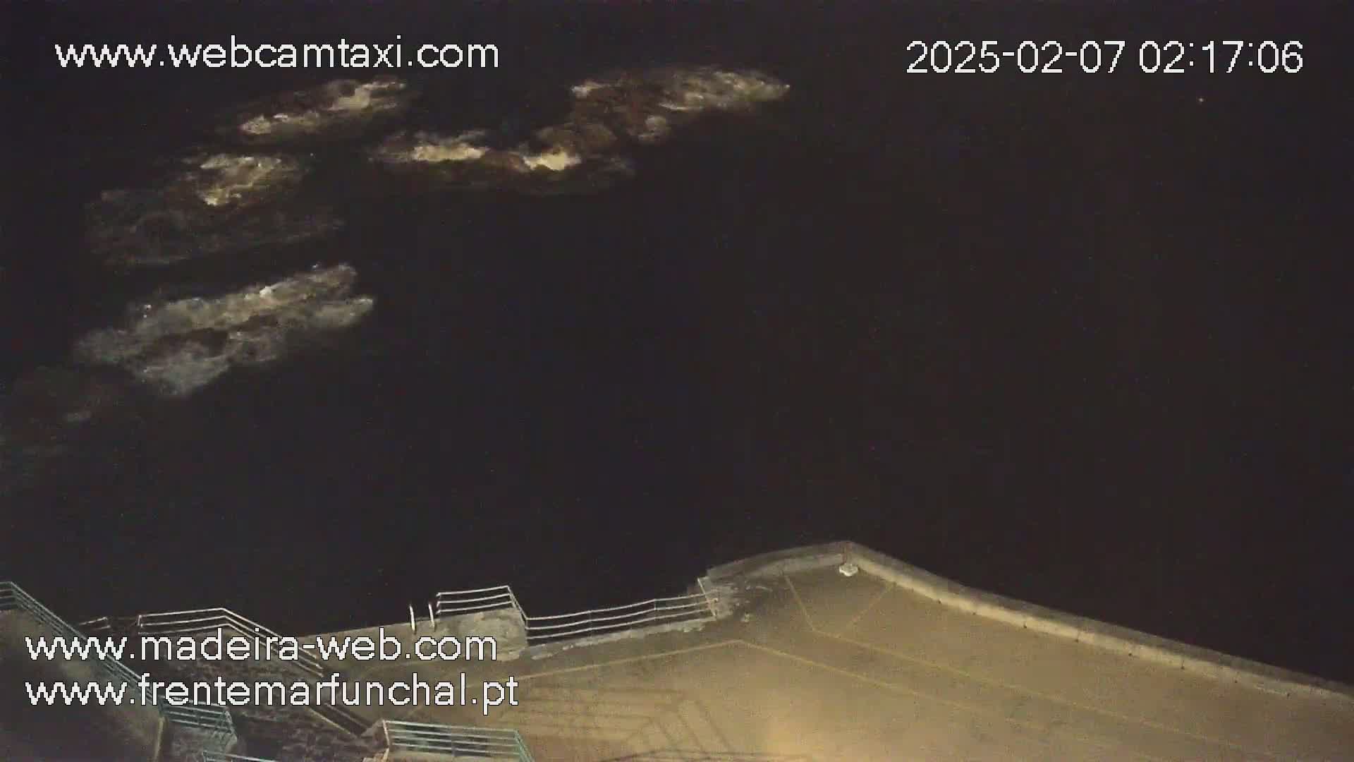 Barreirinha Beach & Funchal Center Live Cam - Funchal, Madeira, Portugal