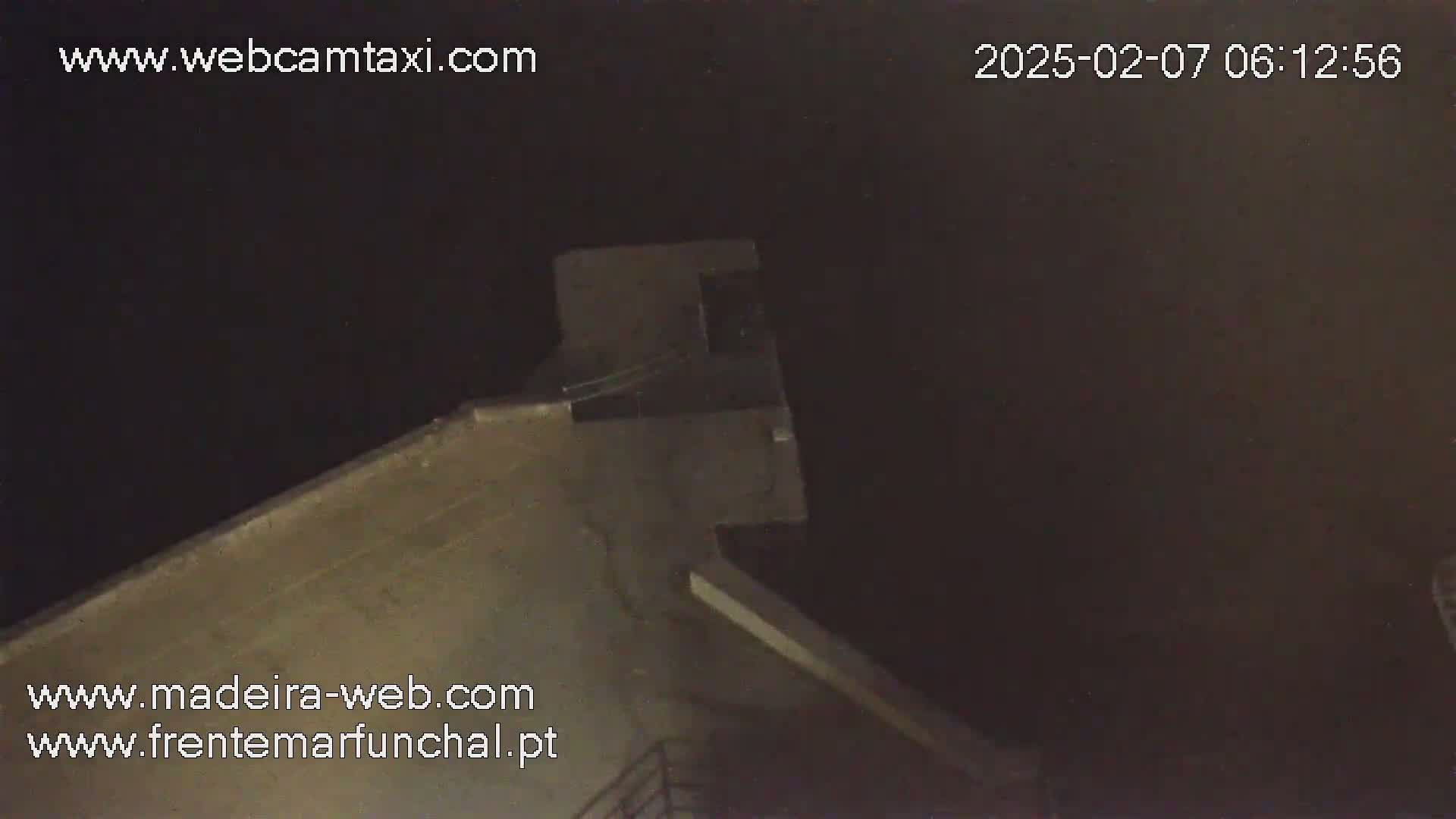 Barreirinha Beach & Funchal Center Live Cam - Funchal, Madeira, Portugal